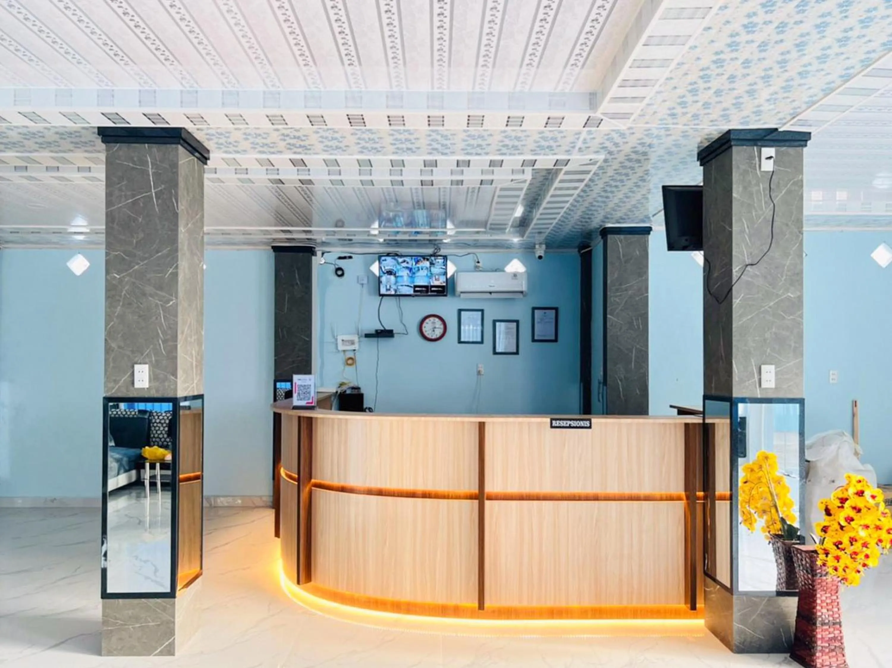 Lobby or reception in RedDoorz @ Jalan Lintas Pematangsiantar