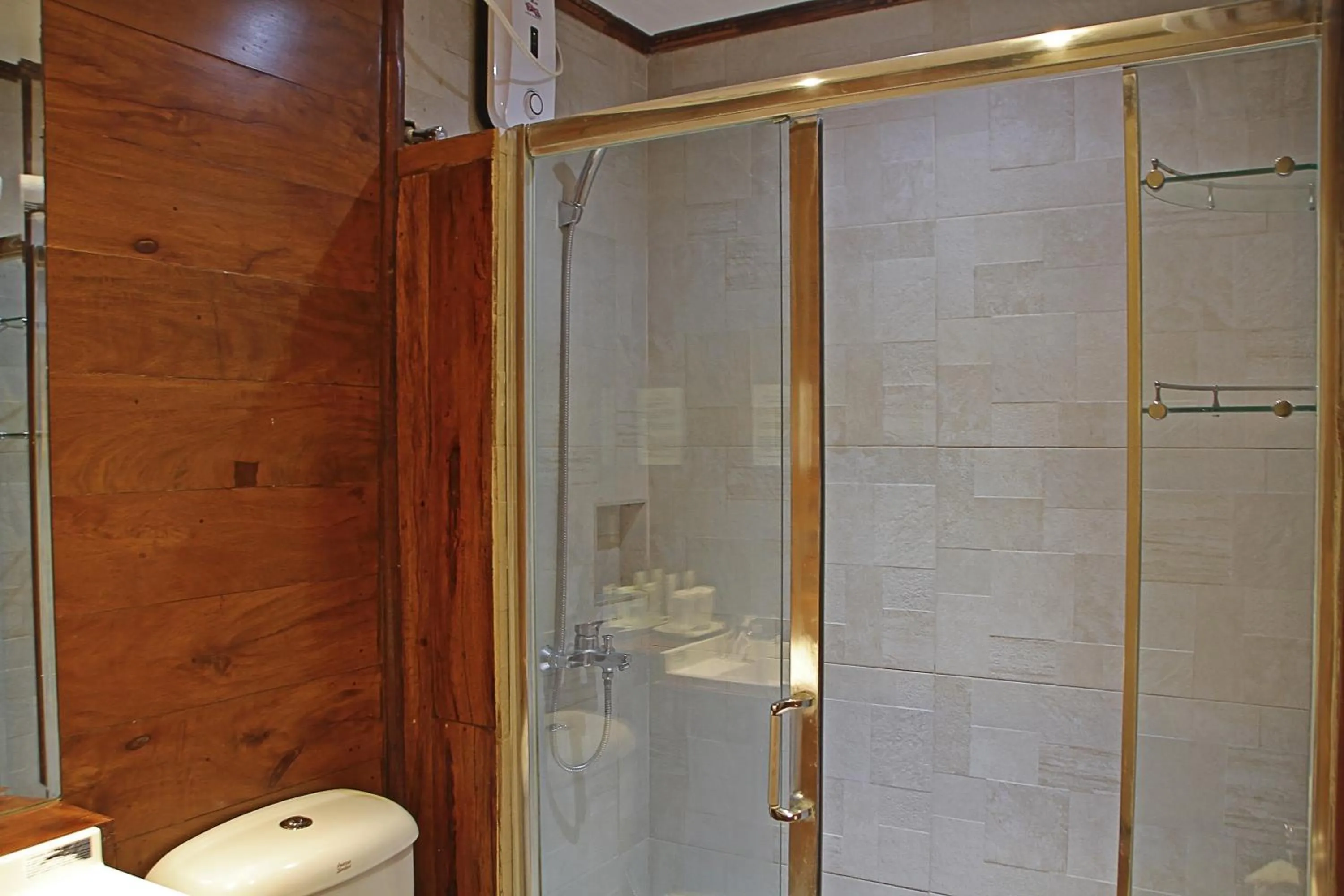 Bathroom in Hotel Veneto De Vigan