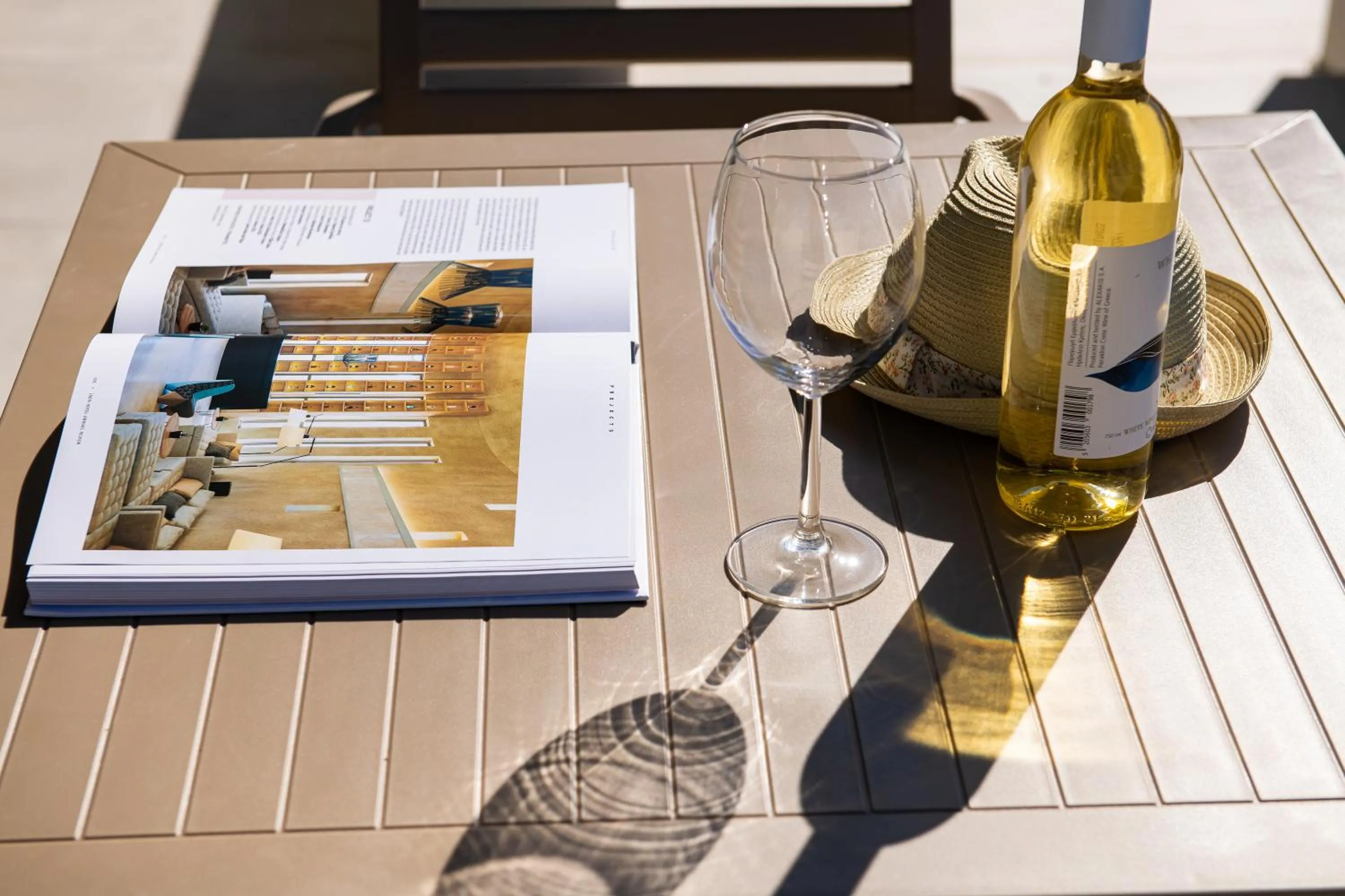 Food and drinks in Heliades Residence