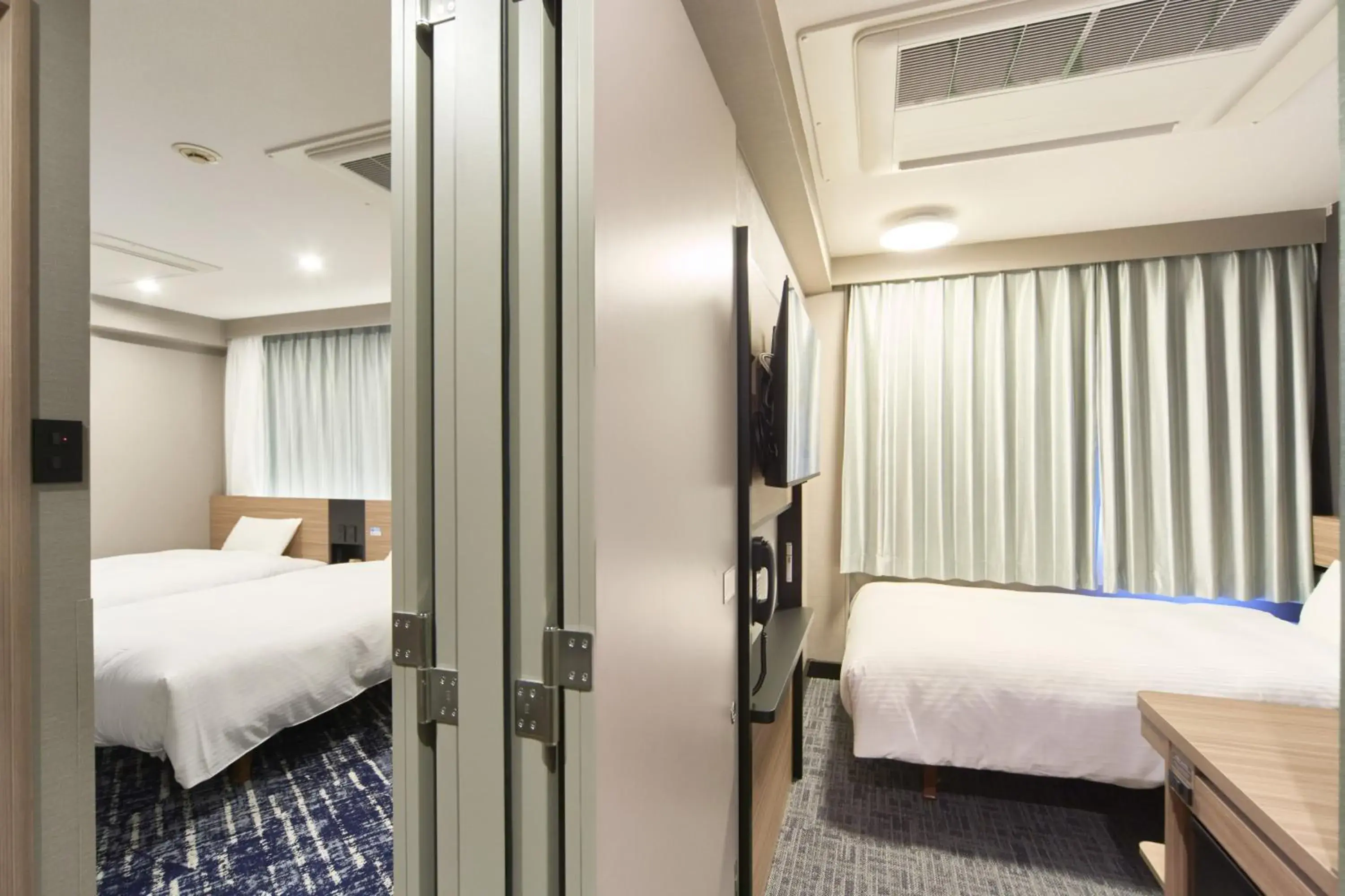 Bed in Washington R&B Hotel Shin Yokohama Ekimae Bed in Washington R&B Hotel Shin Yokohama Ekimae