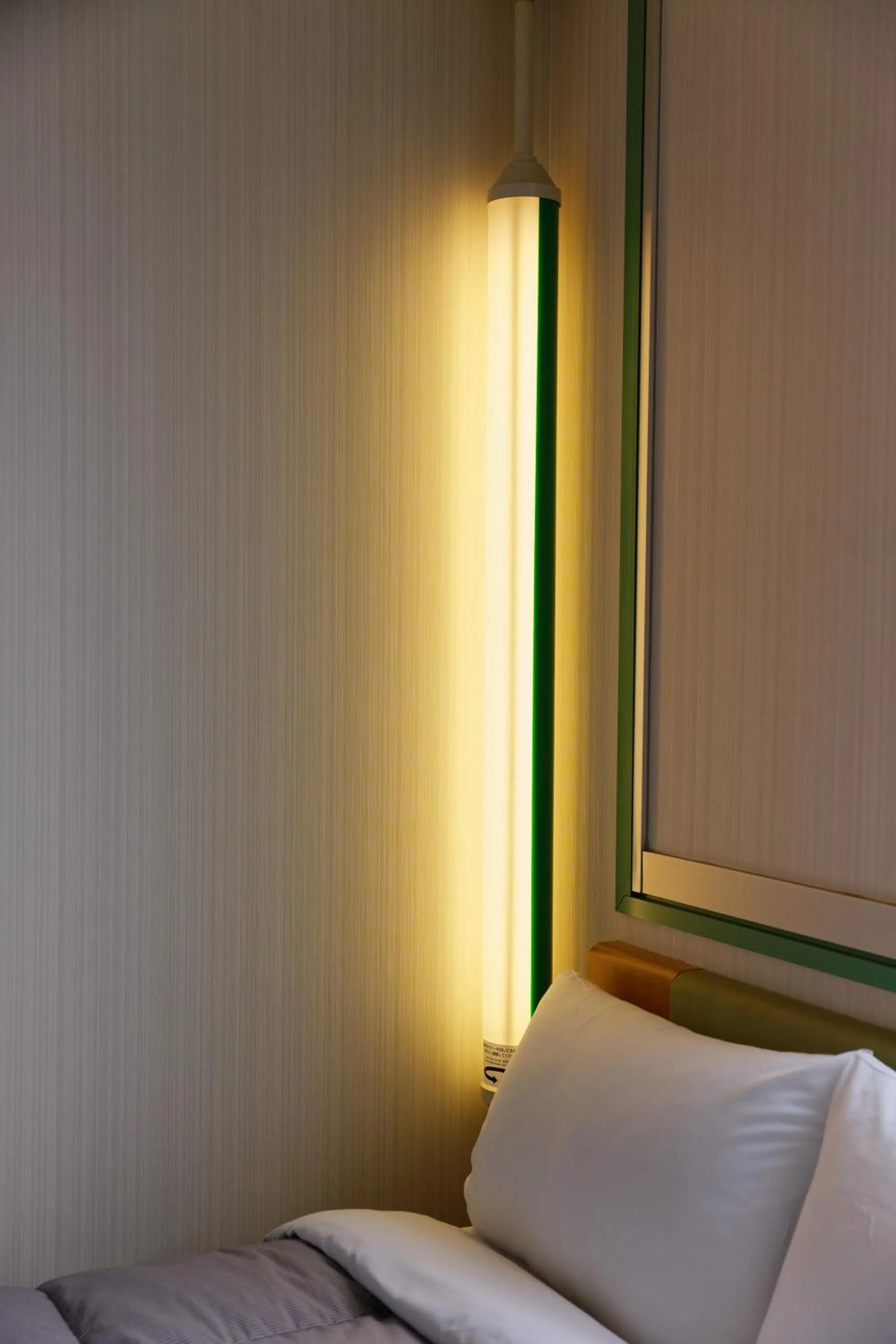 Photo of the whole room, Bed in Washington R&B Hotel Sendai Hirosedori Ekimae