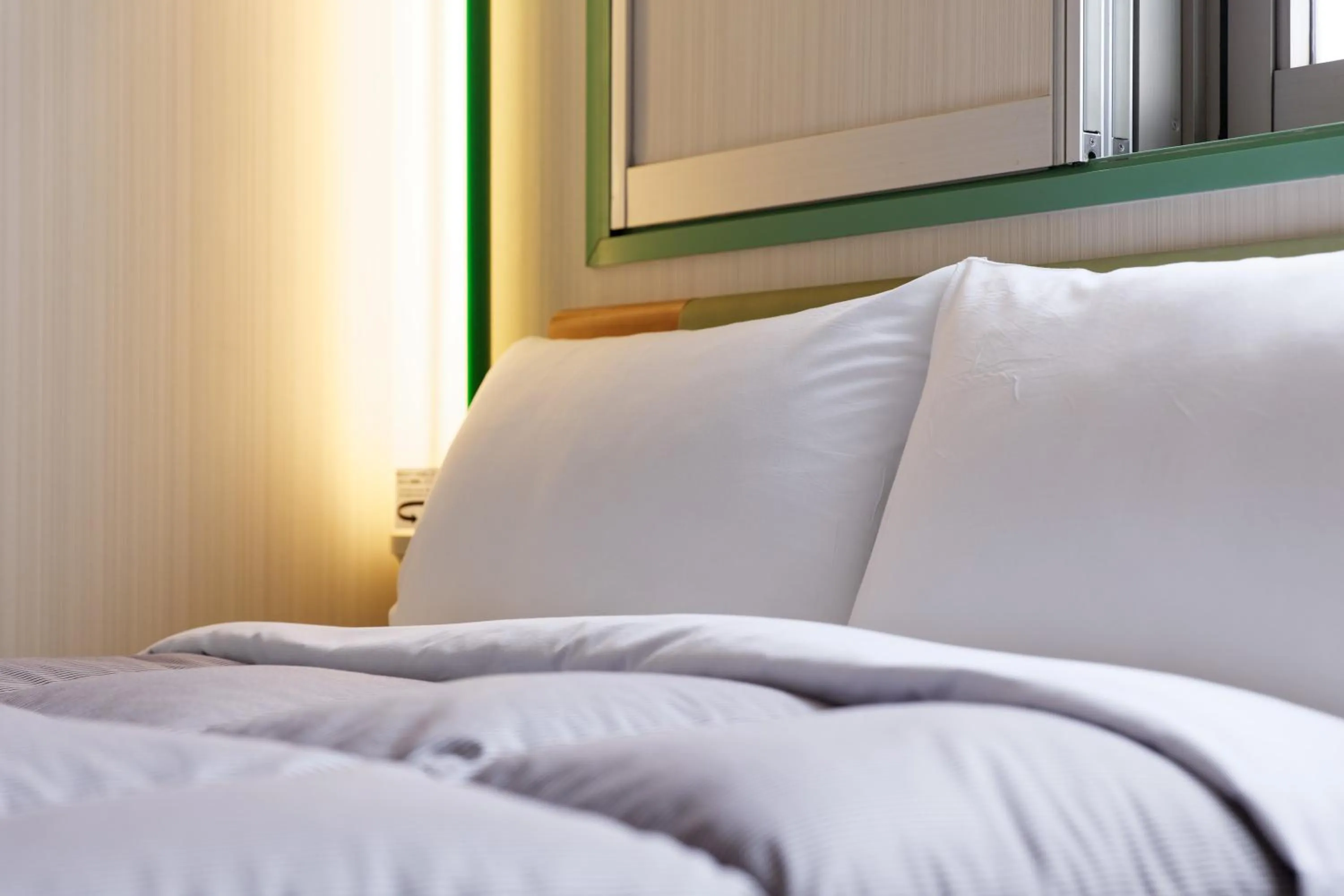 Photo of the whole room, Bed in Washington R&B Hotel Sendai Hirosedori Ekimae