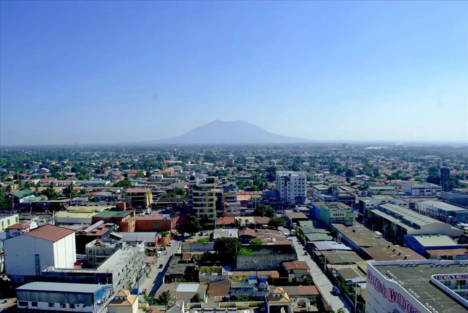 Bird's eye view in The Penthouse Hotel and Residences Bird's eye view in The Penthouse Hotel and Residences