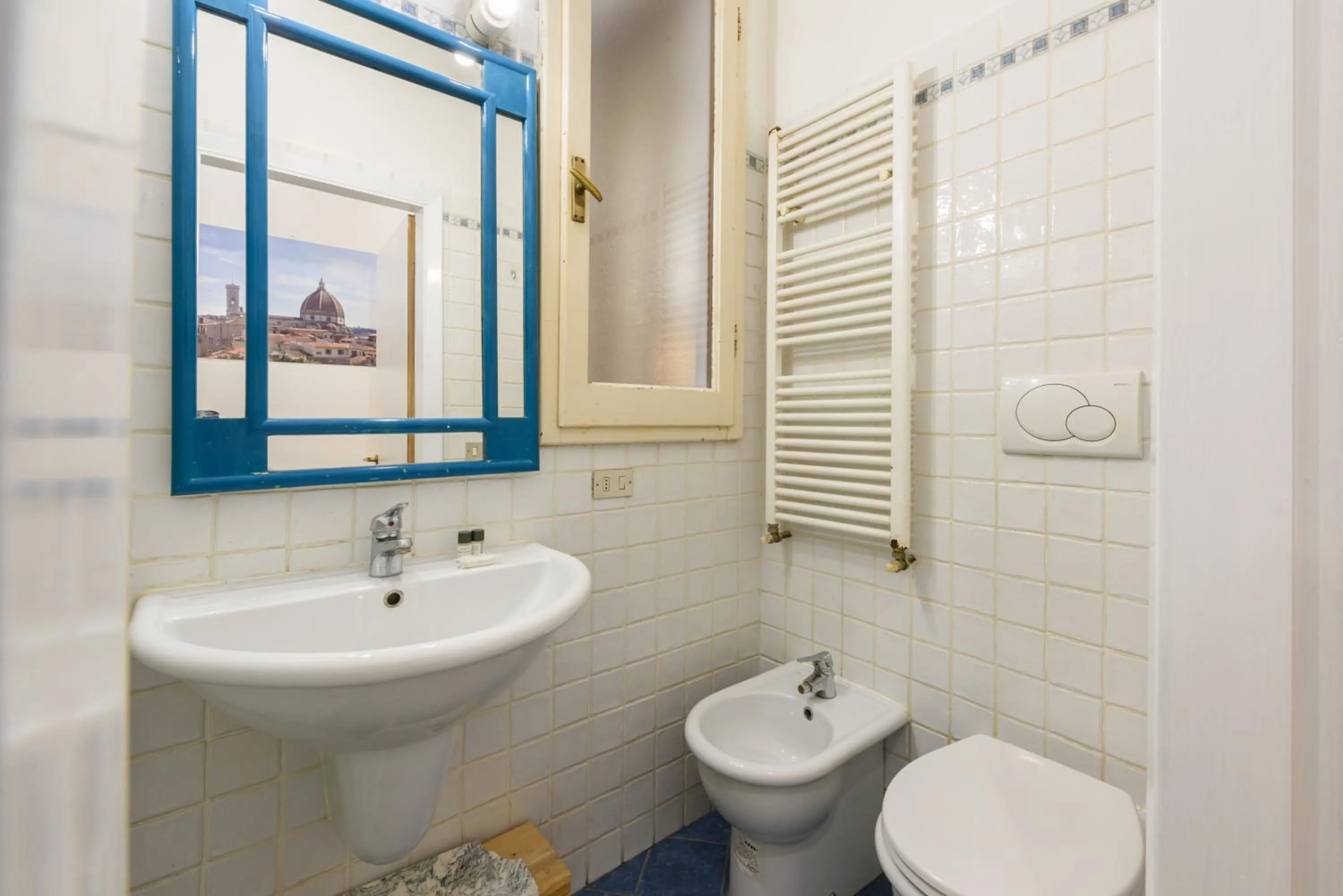 Toilet in Lucky House by Mmega