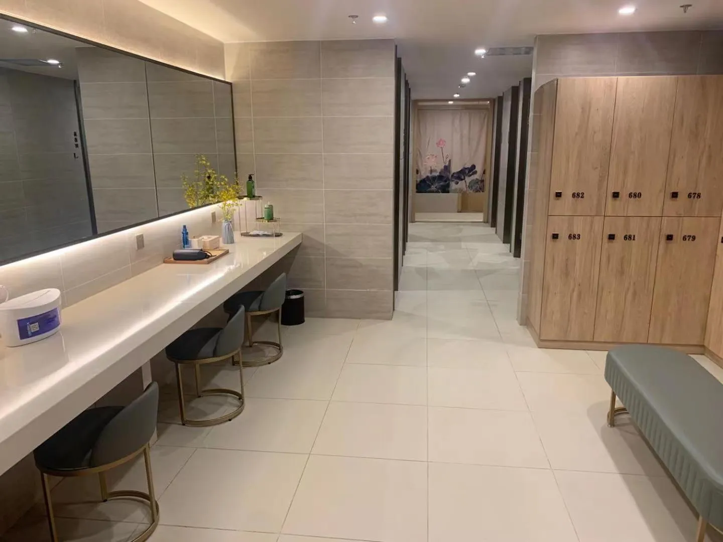 Swimming pool in Hentique Manna Tangshan