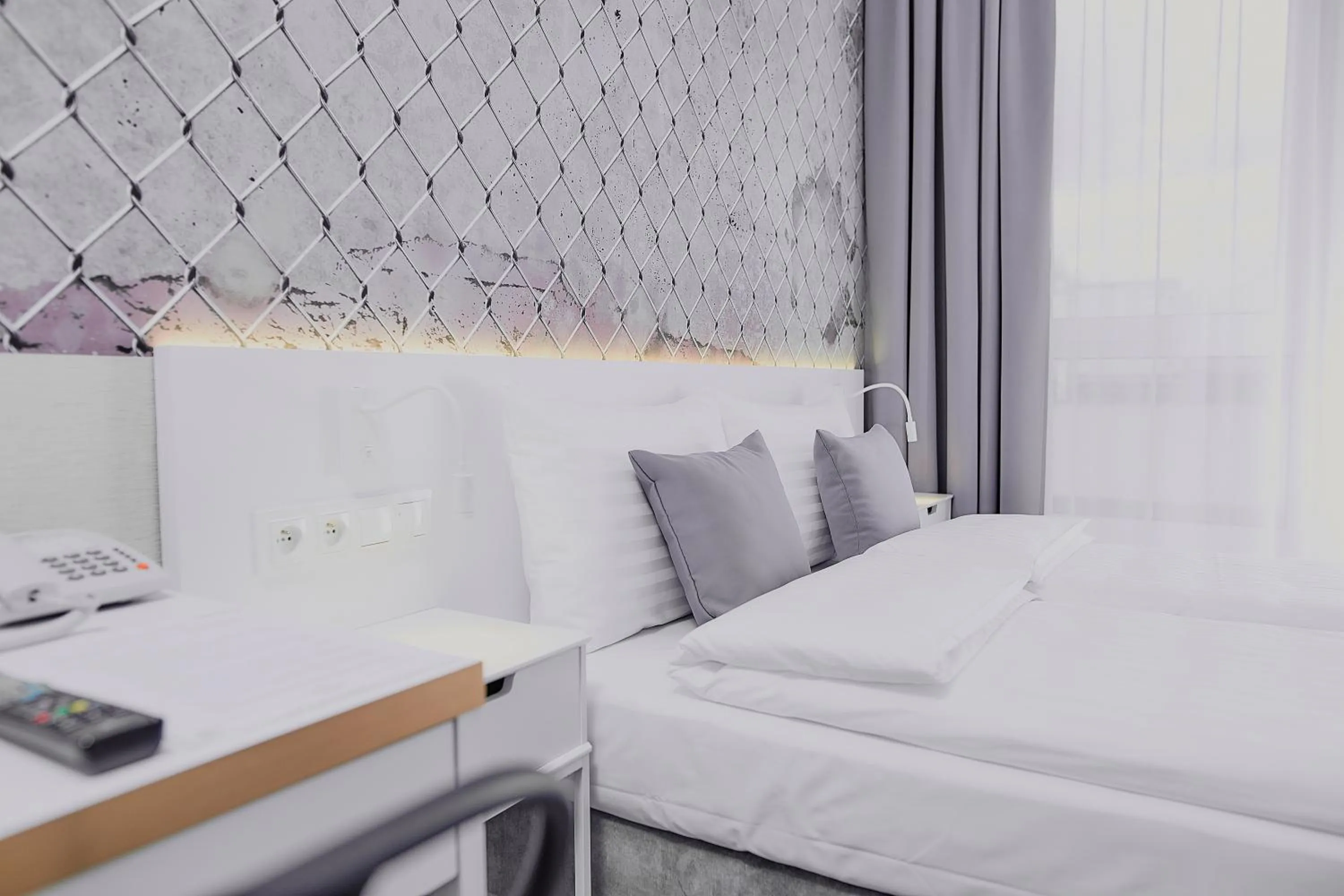 Photo of the whole room, Bed in Tulip Inn Żyrardów