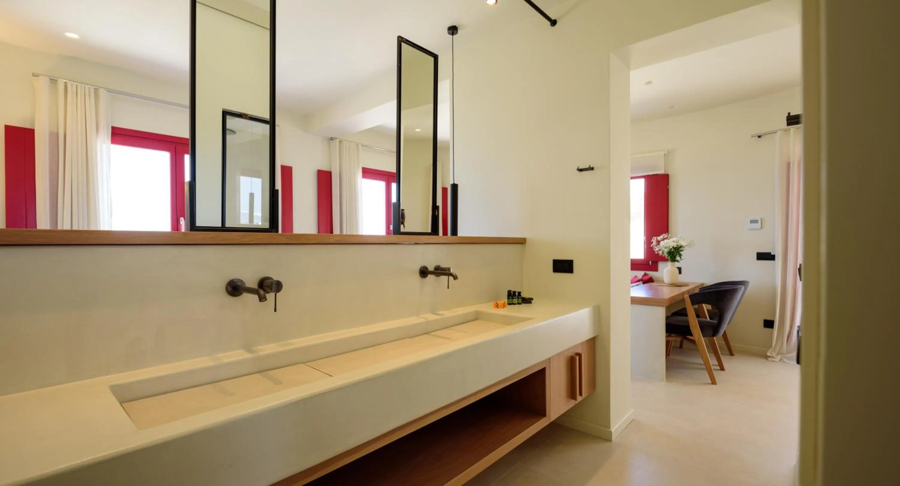 Shower in 11:11 By Potnia