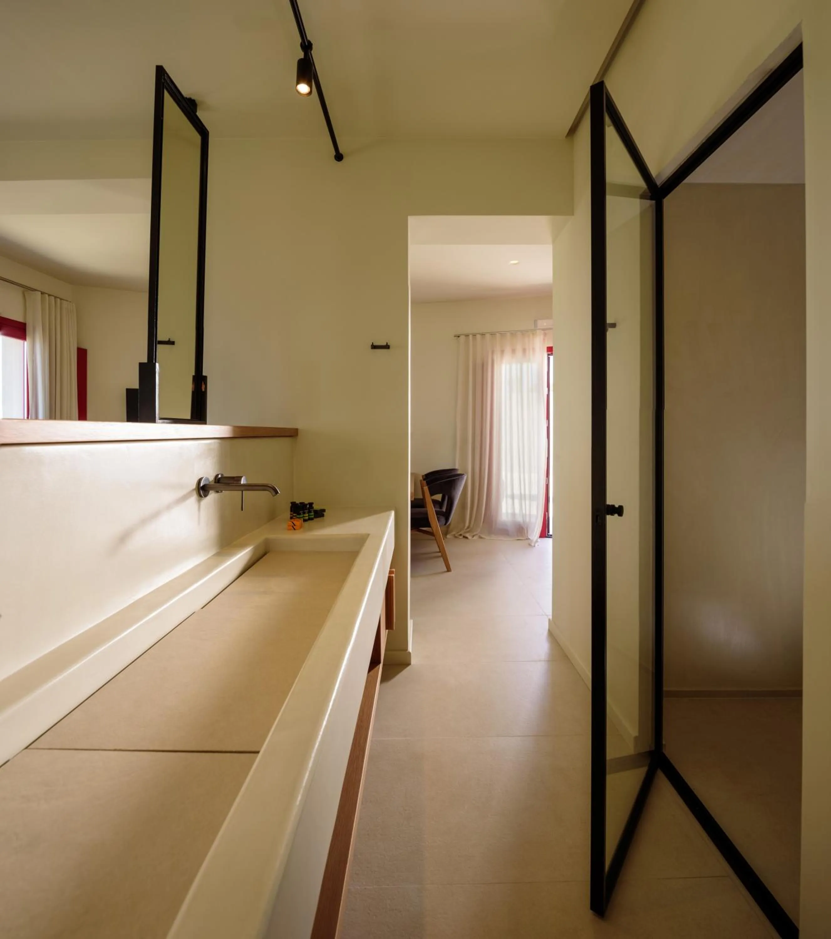 Shower in 11:11 By Potnia