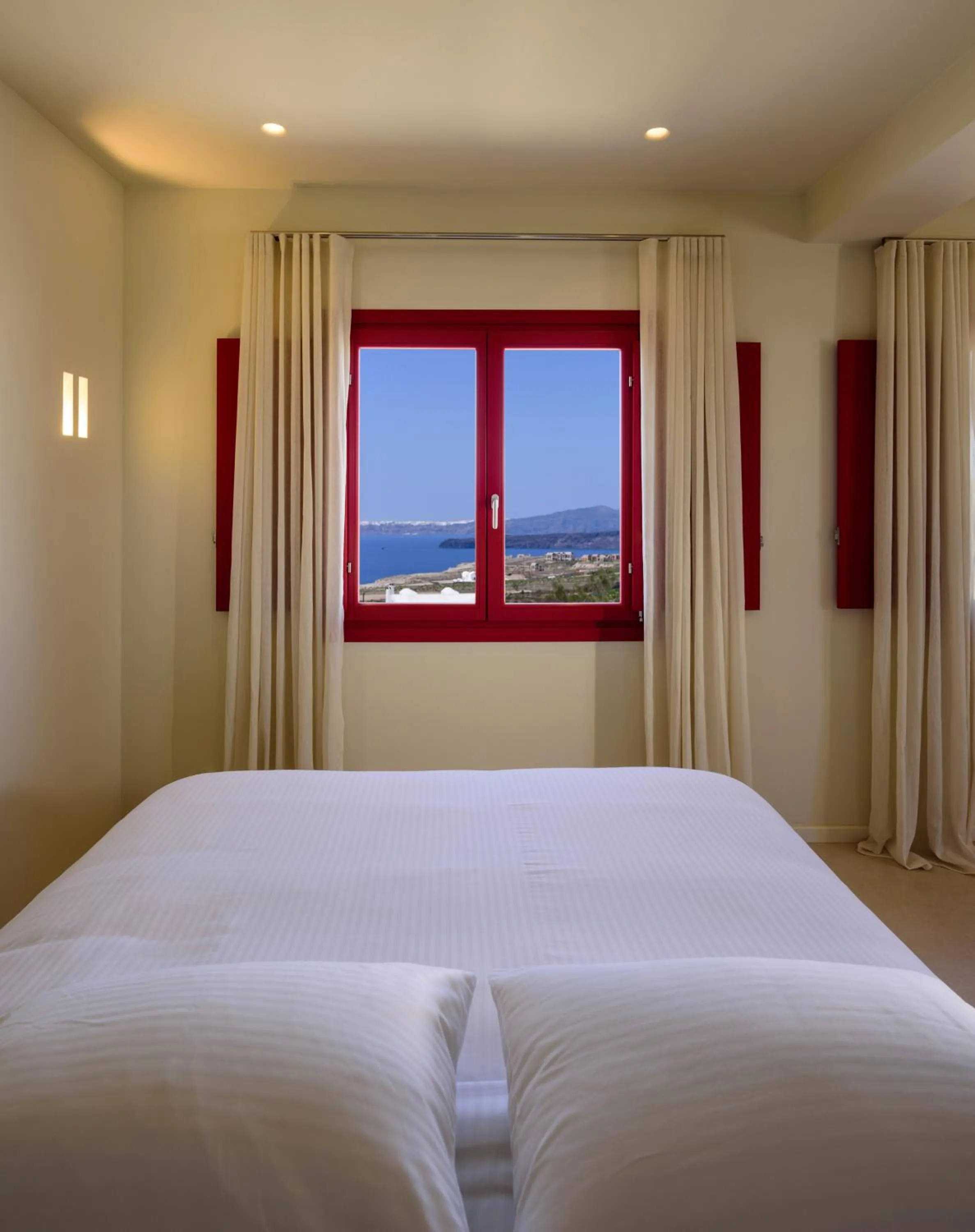 Bed in 11:11 By Potnia