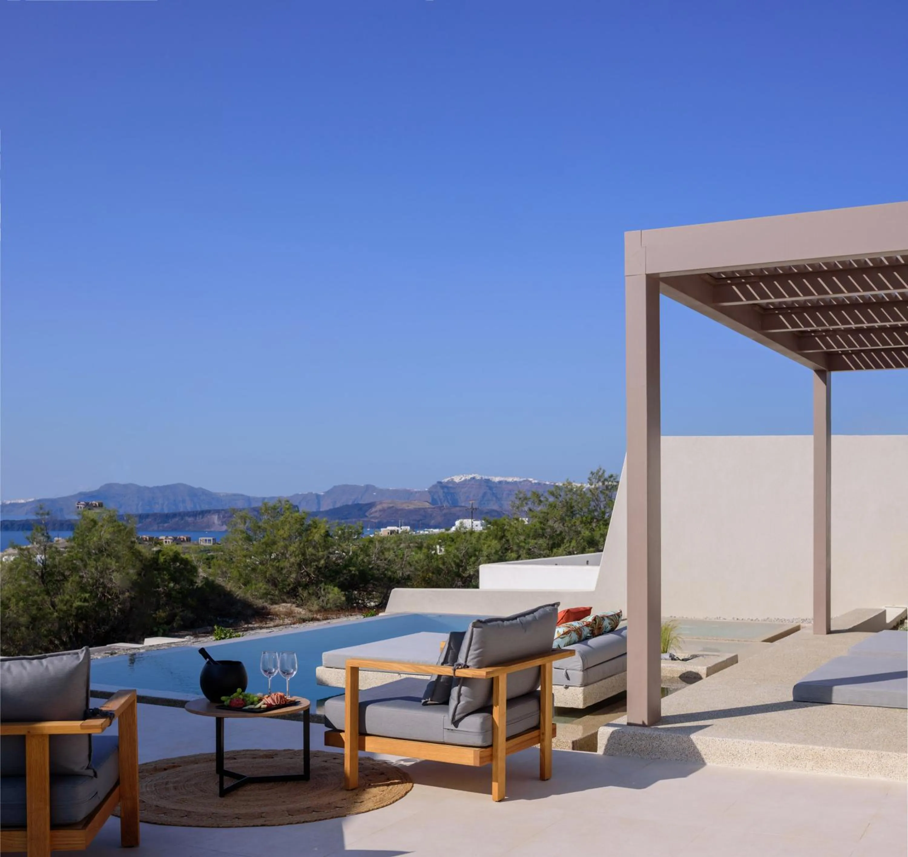 Patio in 11:11 By Potnia