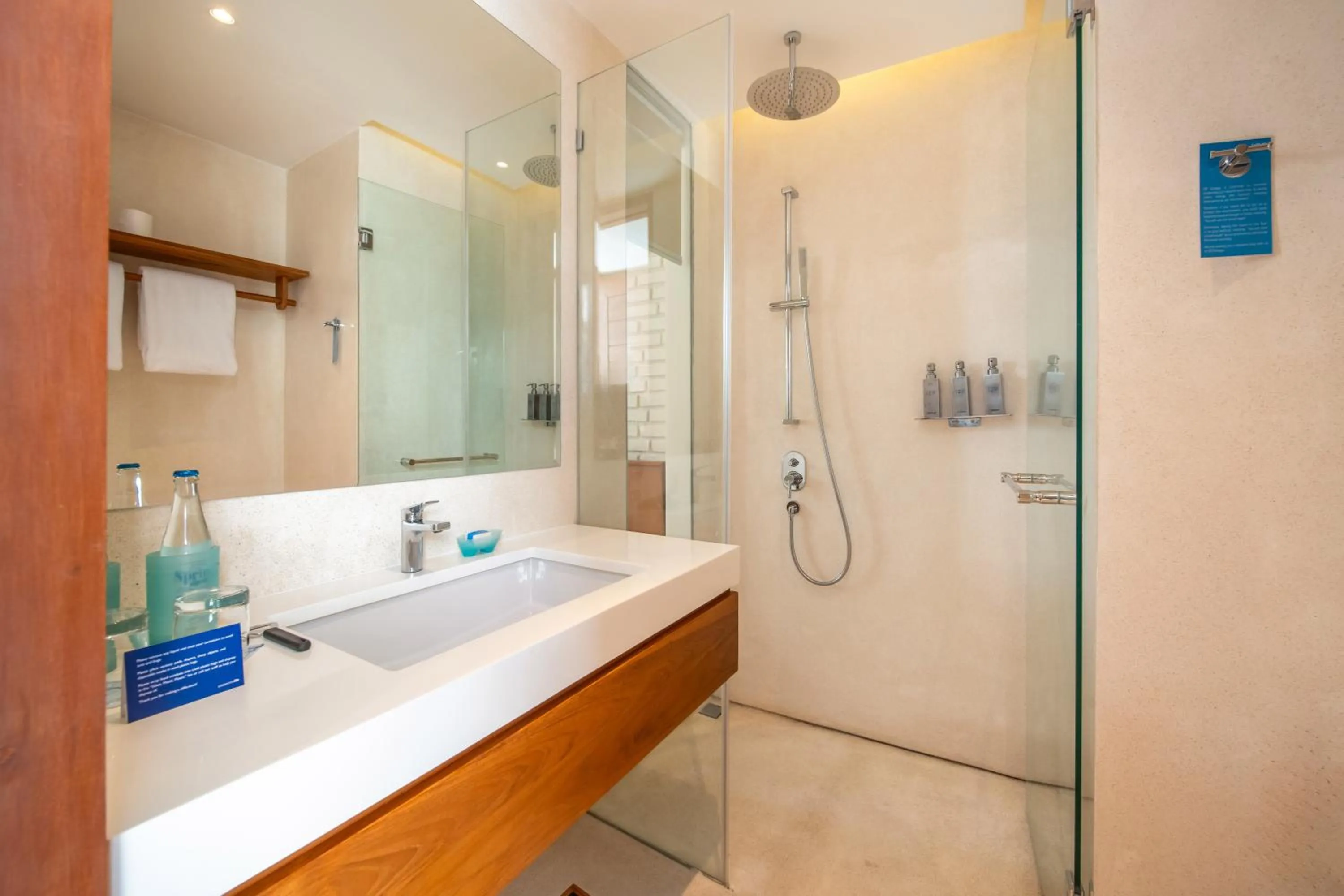 Shower in IZE Canggu by LifestyleRetreats