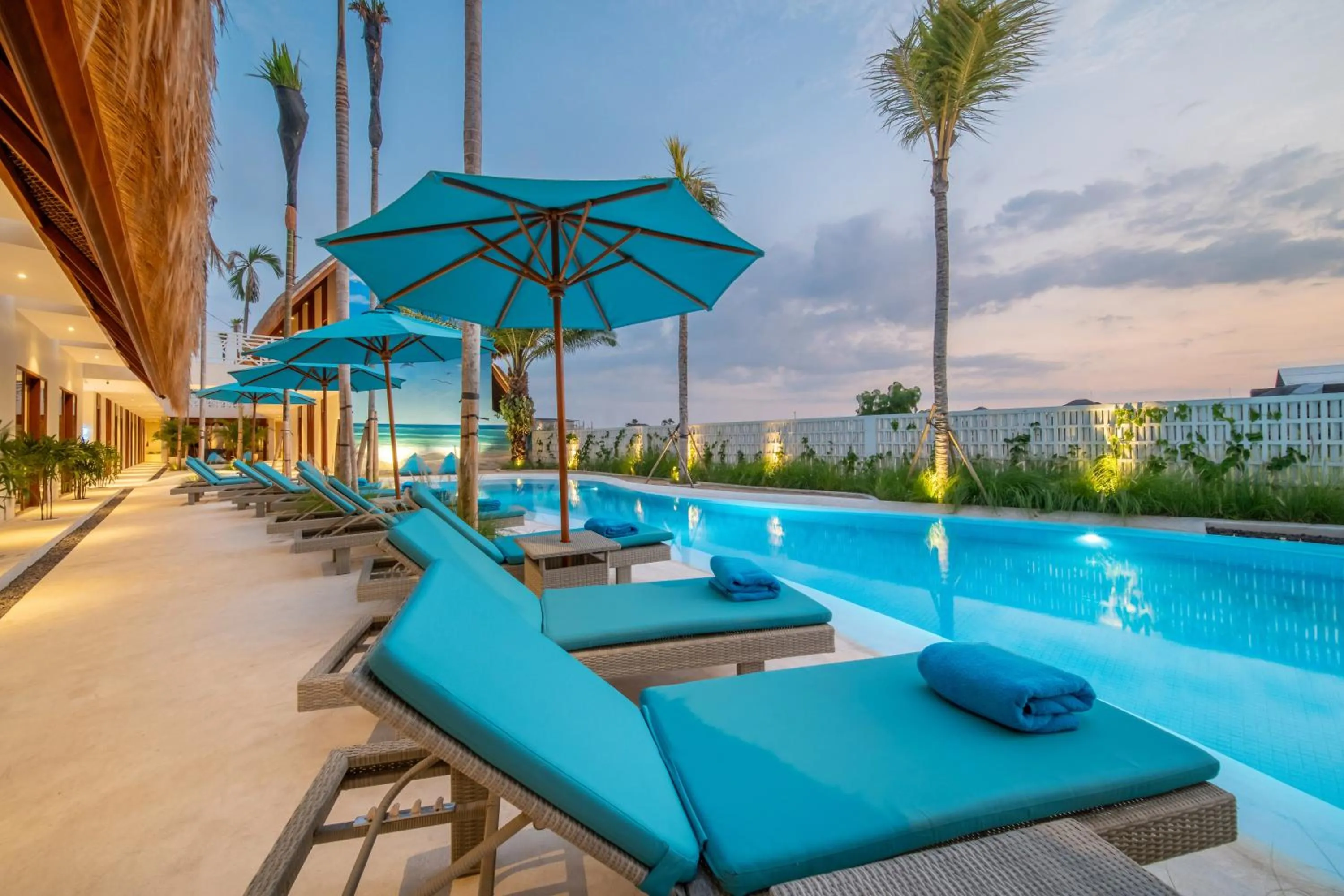 Swimming pool in IZE Canggu by LifestyleRetreats