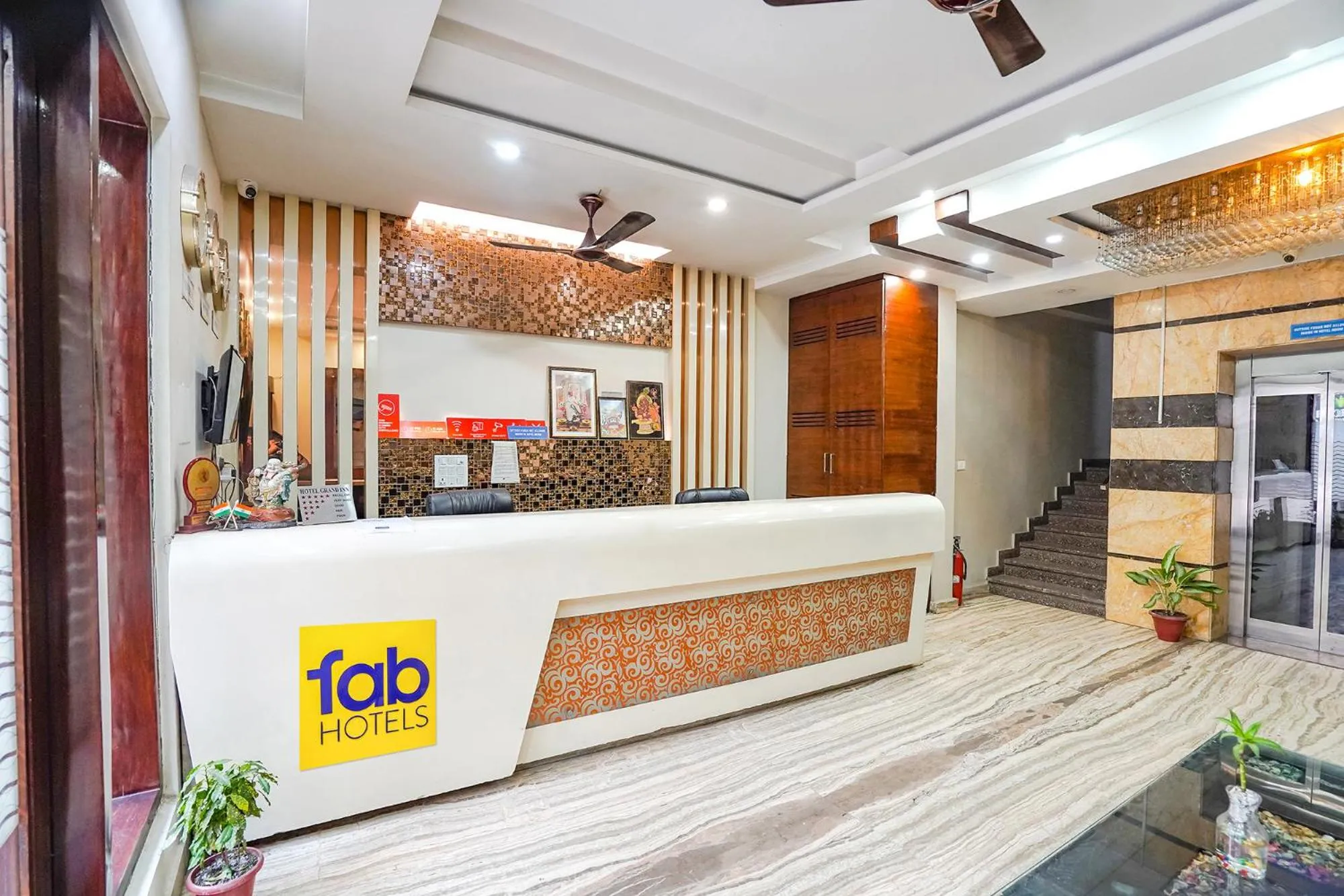 Lobby or reception in FabHotel Cloud 9 Shopprix Mall