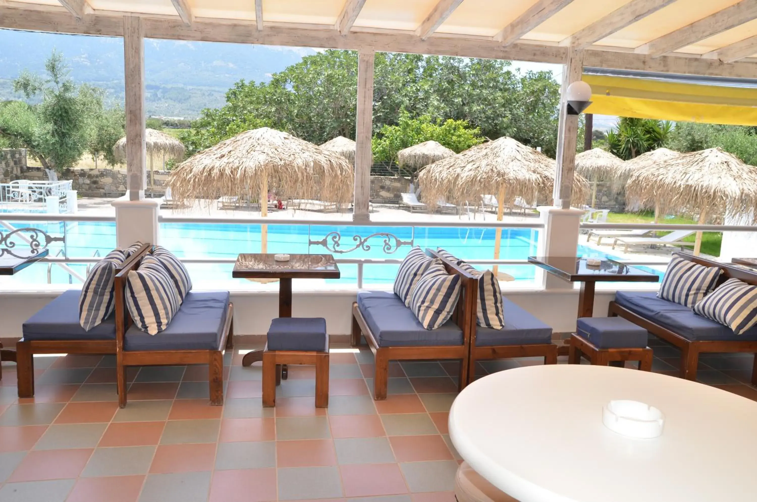 Lounge or bar in Blue Nest Hotel Lounge or bar in Blue Nest Hotel