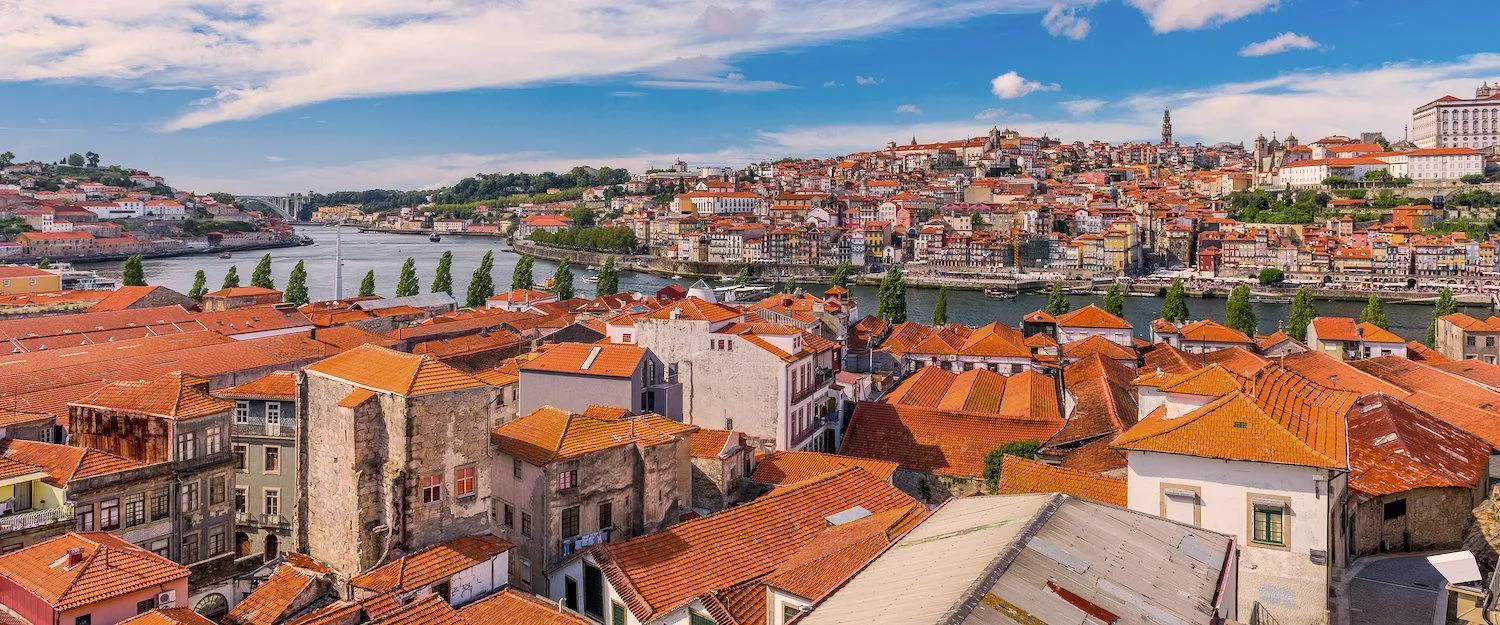 Oporto, sea view and marina