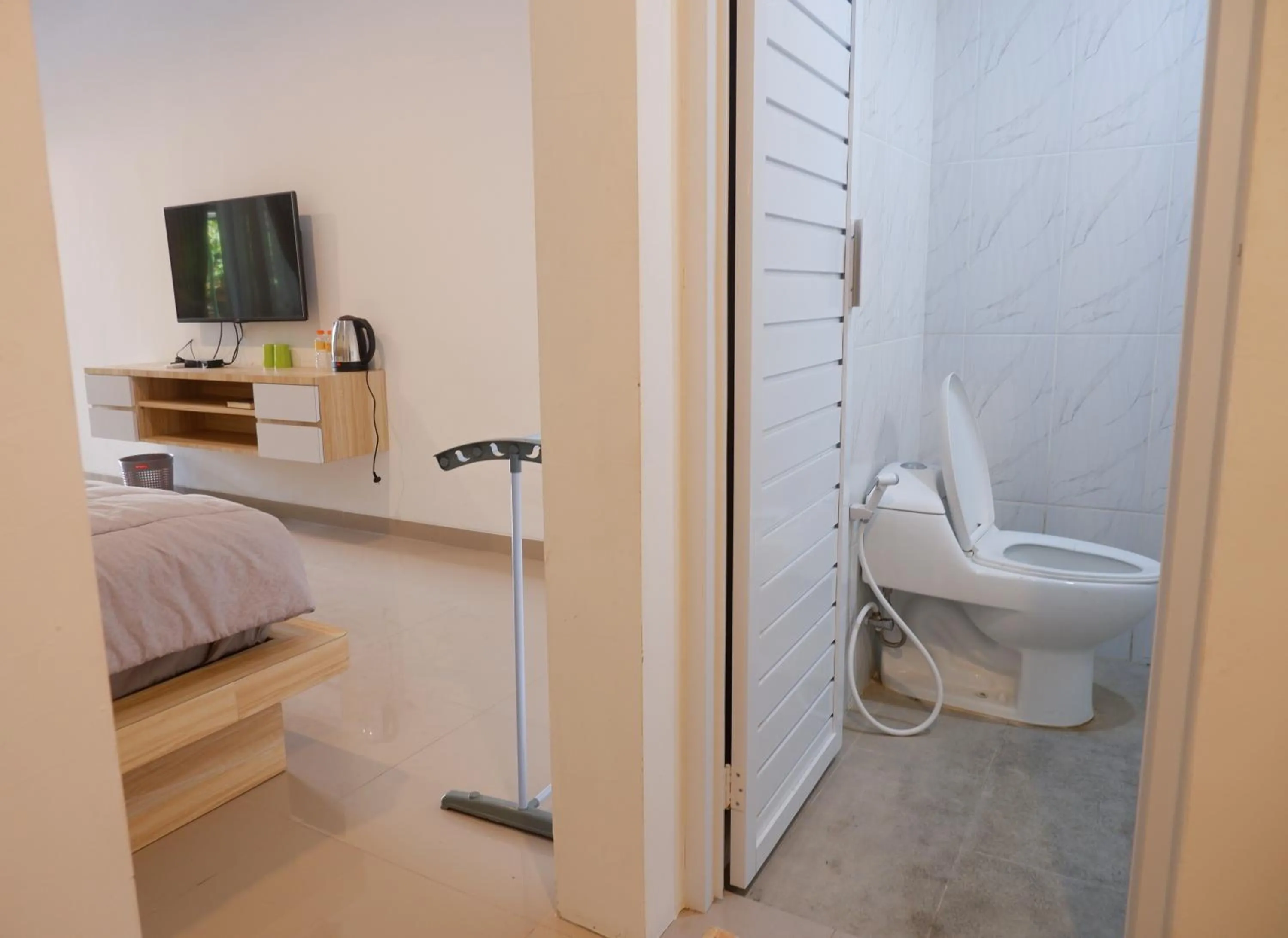 Toilet in Homestay Joglo Seruni Syariah