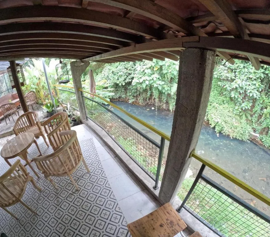 Homestay Joglo Seruni Syariah