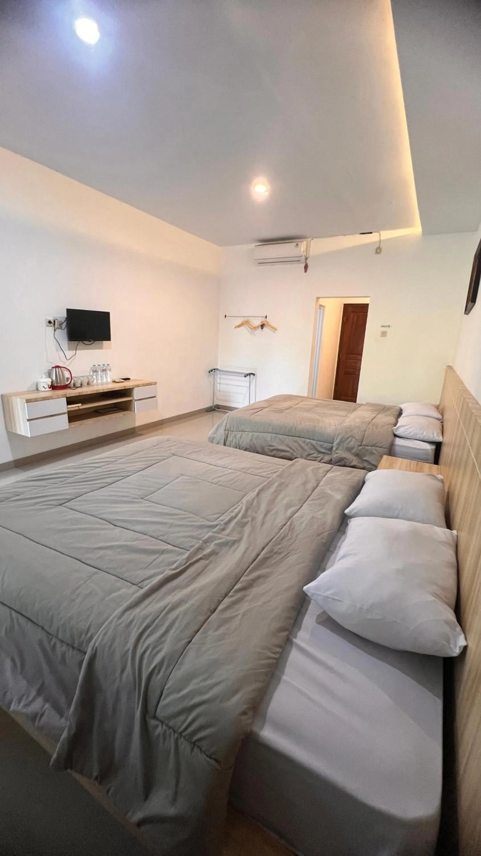 Bed in Homestay Joglo Seruni Syariah