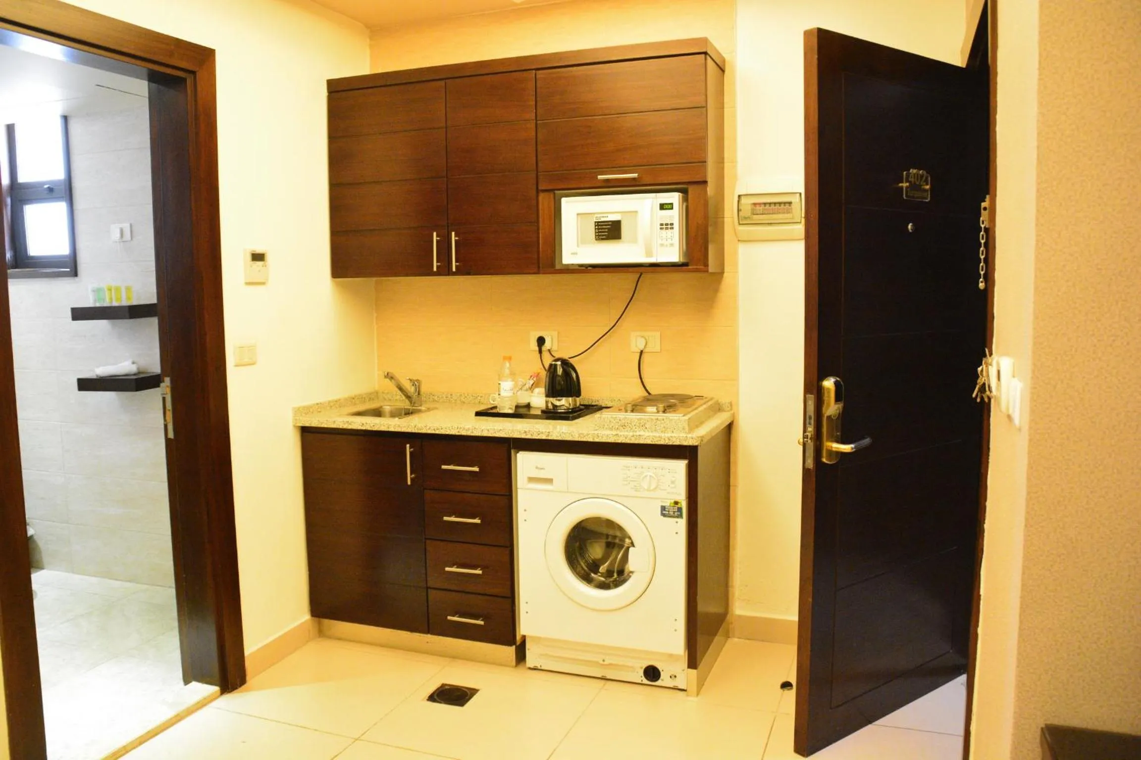 Coffee/tea facilities in Nadine Hotel Suites