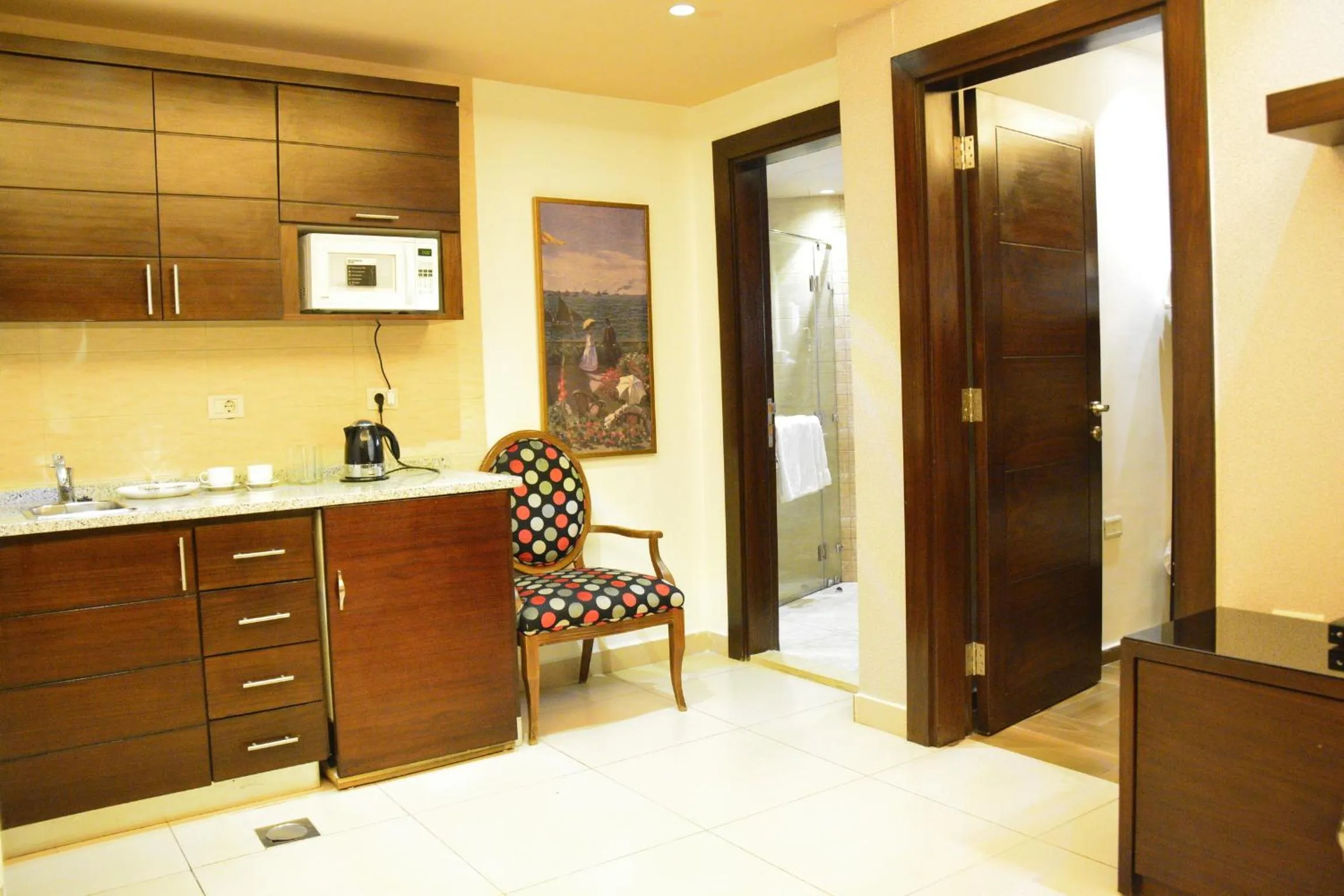 TV and multimedia in Nadine Hotel Suites