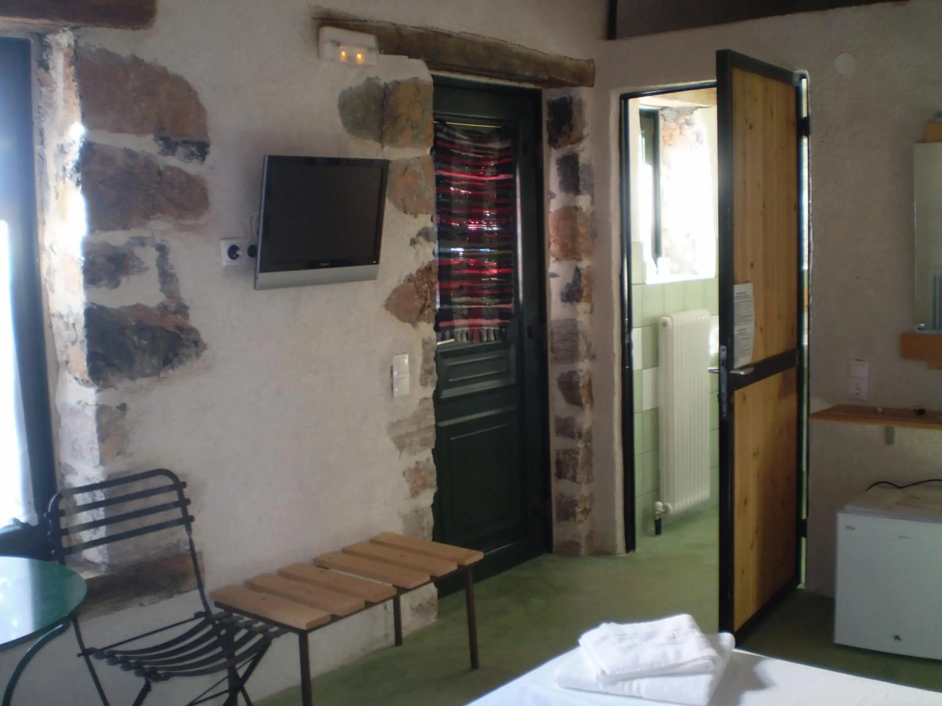 Double Room - Disability Access in Arachovitika Kalivia Double Room - Disability Access in Arachovitika Kalivia