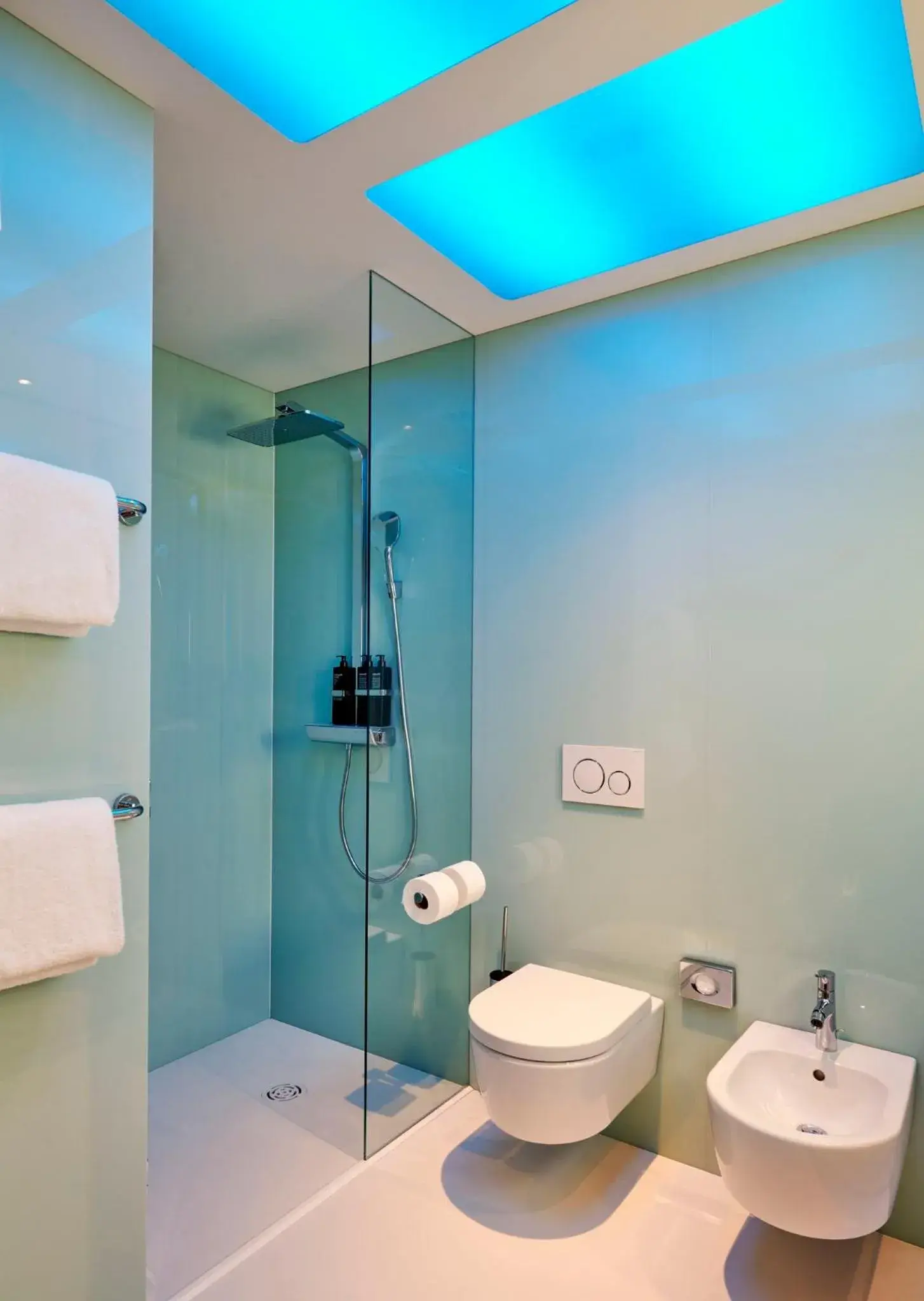 Single Room - single occupancy in citizenM Rome Isola Tiberina Single Room - single occupancy in citizenM Rome Isola Tiberina