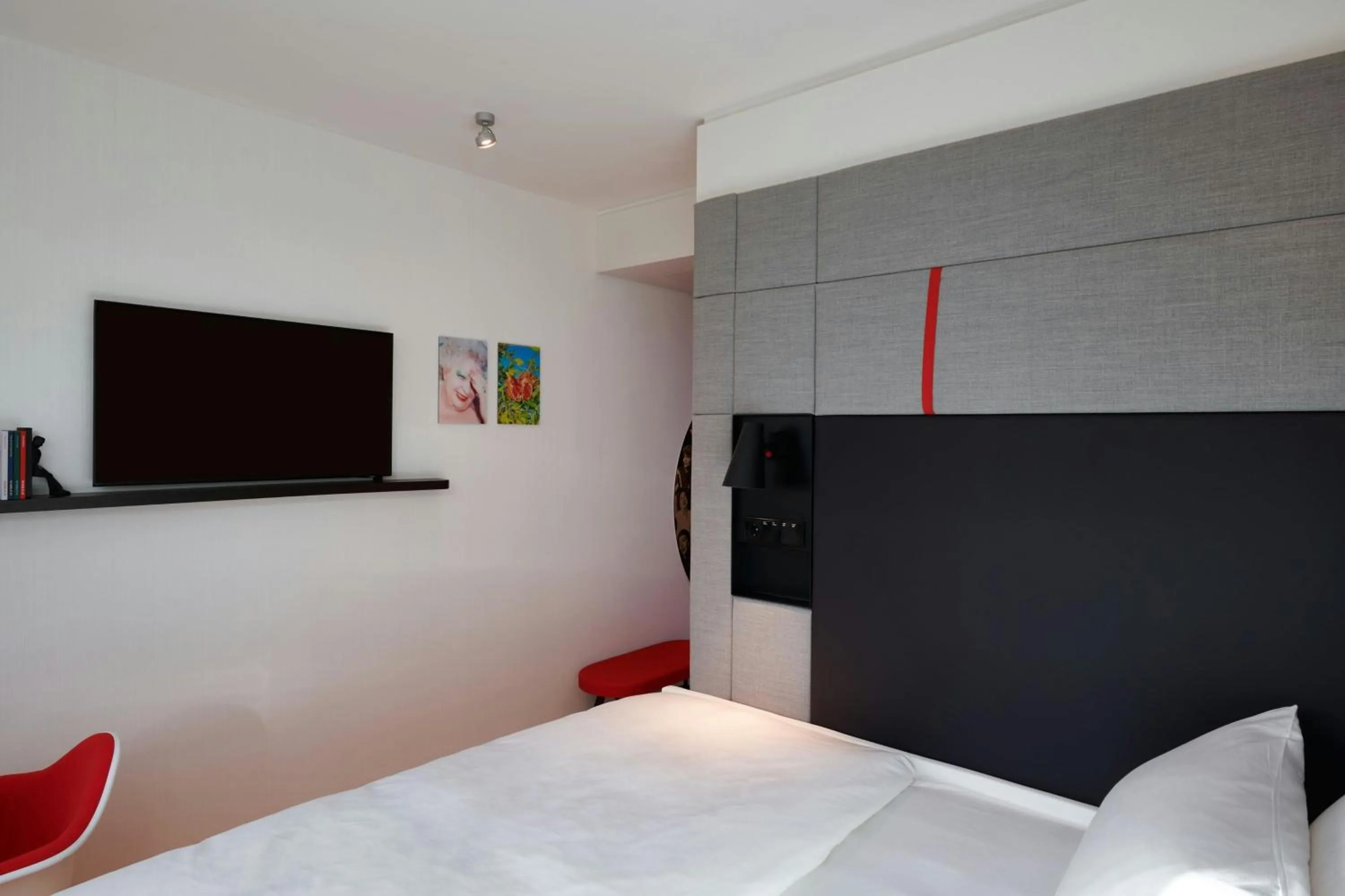 Bedroom, Bed in citizenM Rome Isola Tiberina