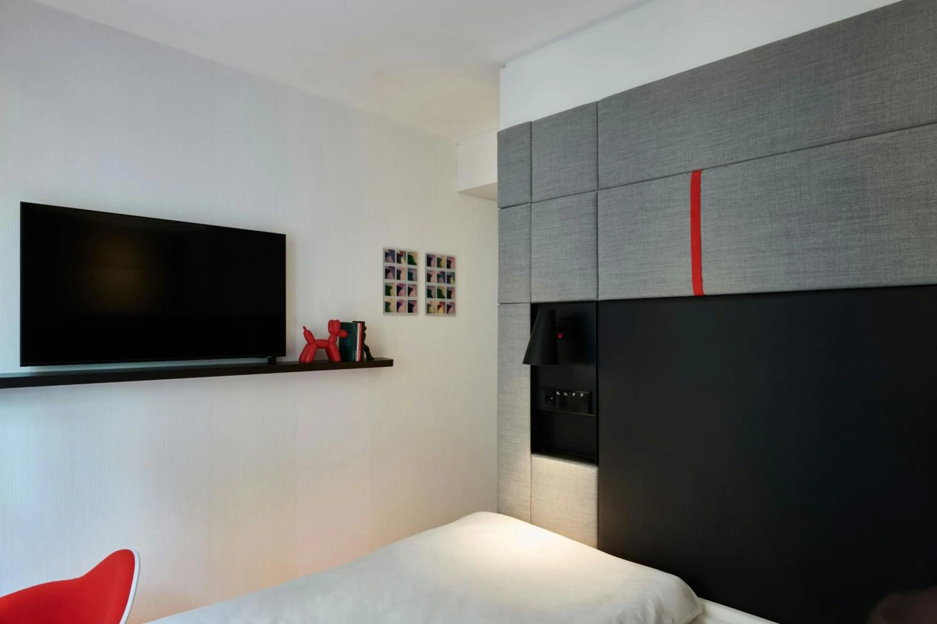 Bedroom, Bed in citizenM Rome Isola Tiberina