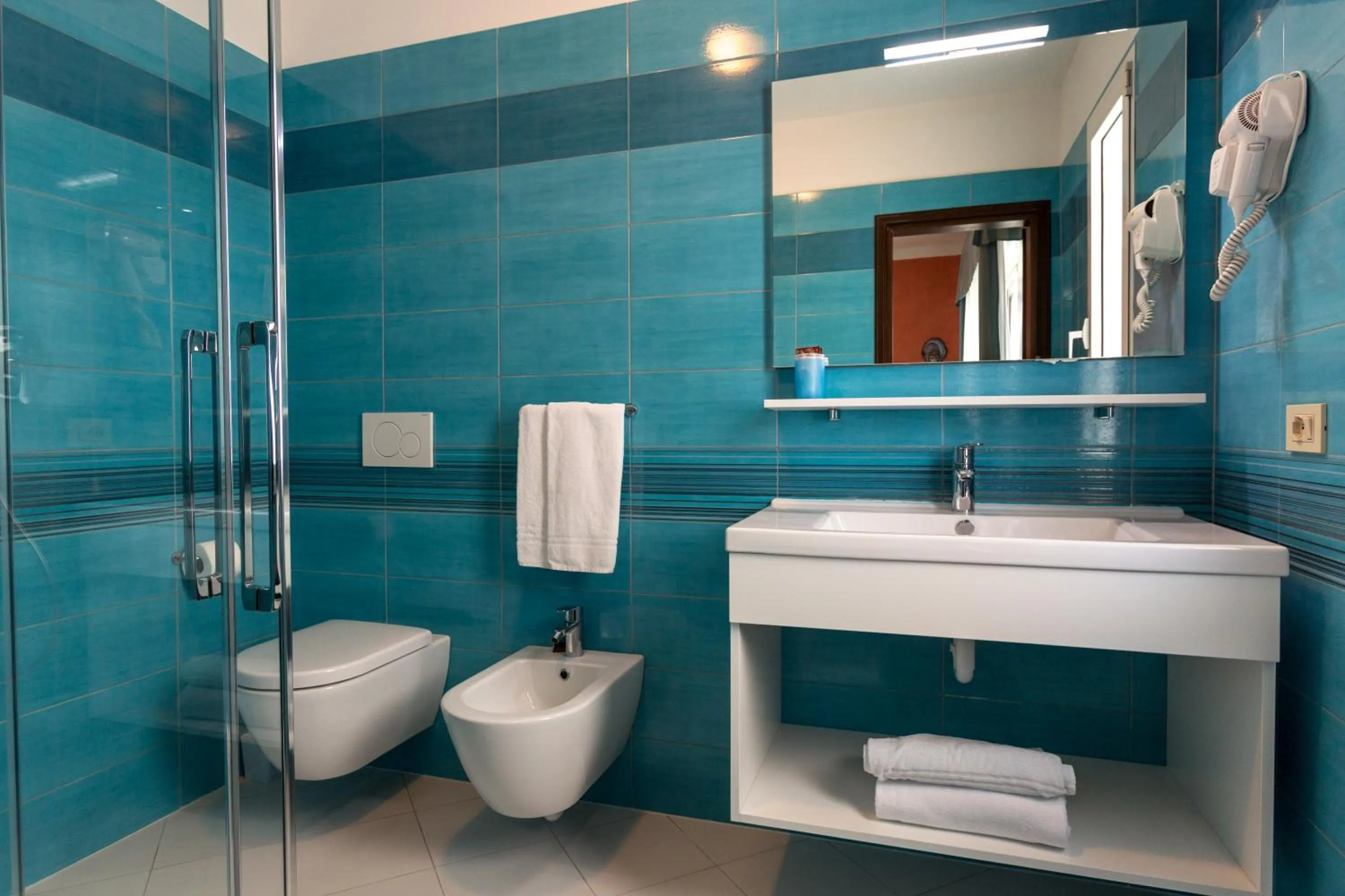 Shower in Hotel Paolina