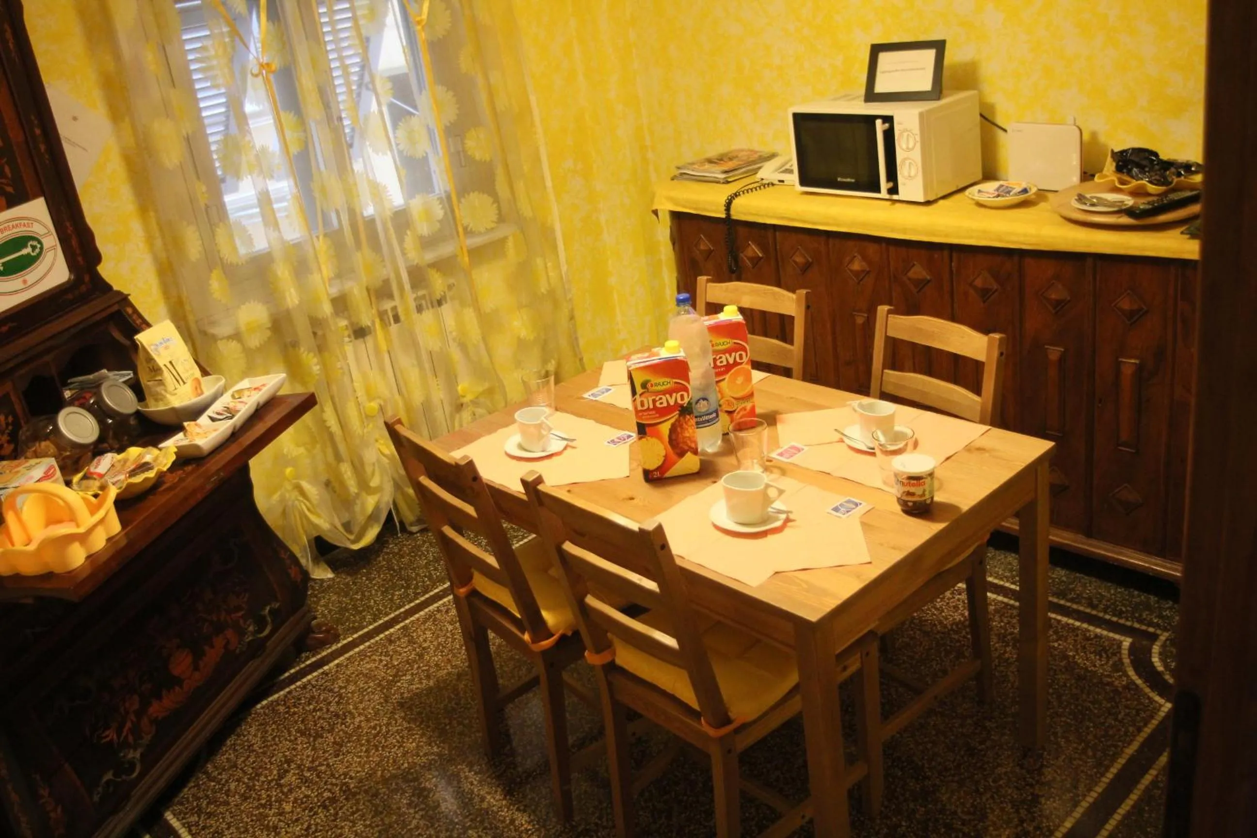 Dining area in Bed & Breakfast La Rosa dei Venti