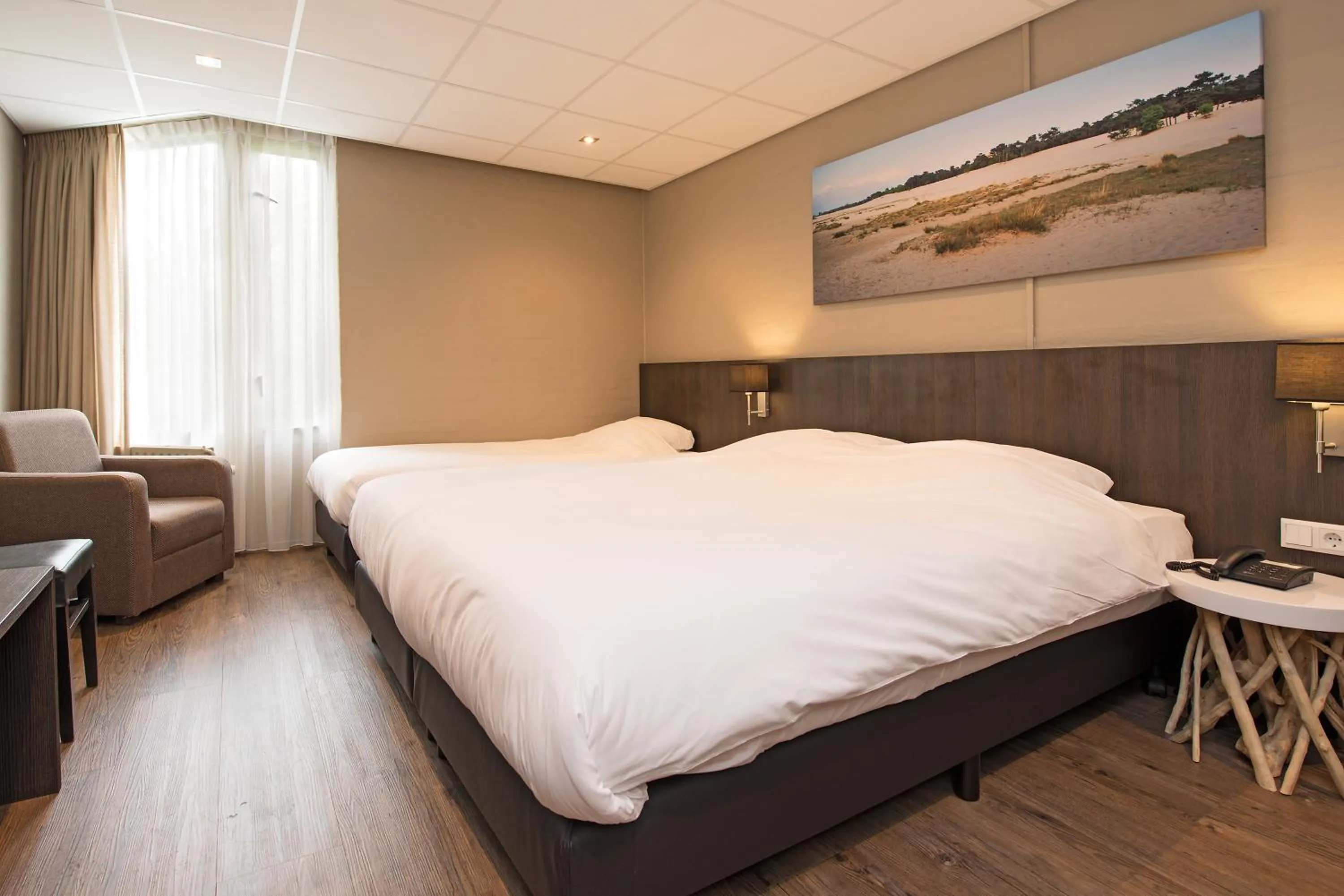 Photo of the whole room, Bed in Fletcher Hotel Restaurant Prinsen