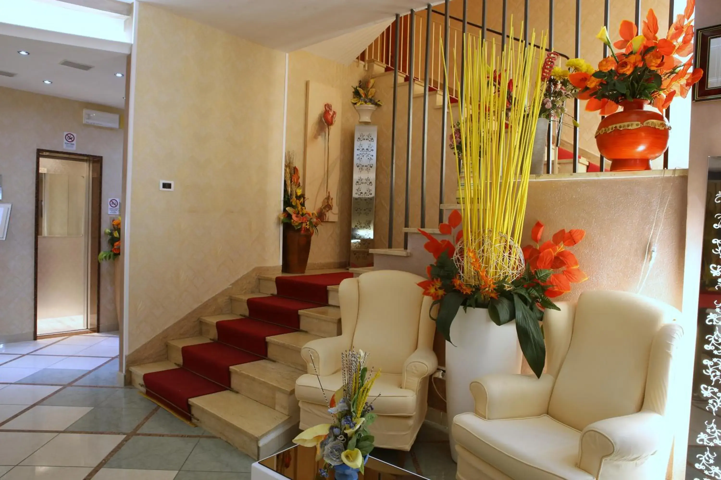 Lobby/Reception in Hotel Busignani