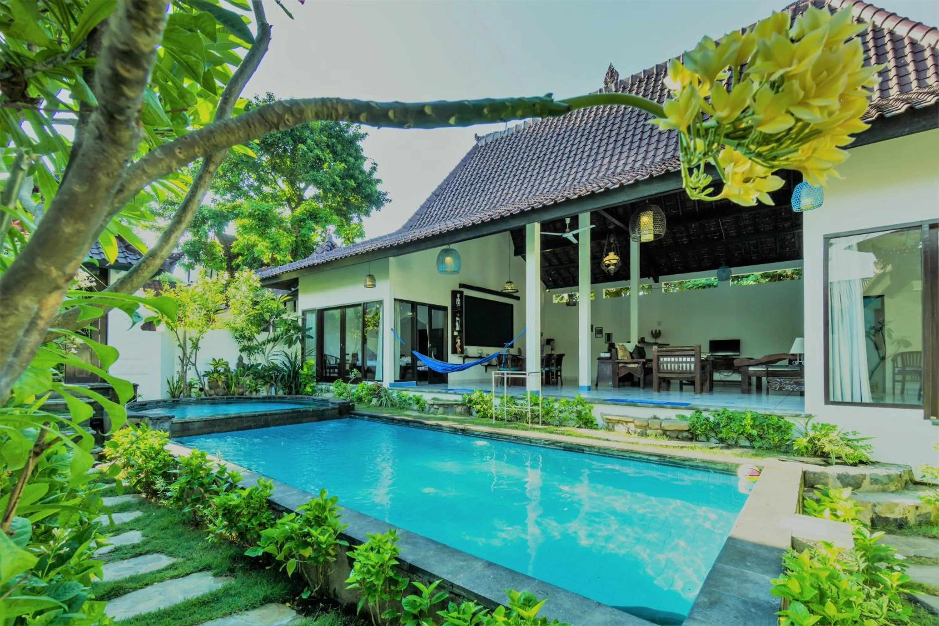 Patio in Ambary House Gili Trawangan- 2 BR Private Villa, Pool