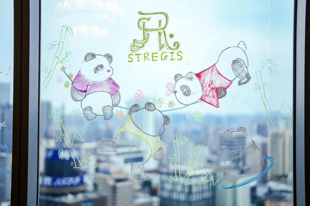 Bedroom in The St. Regis Chengdu