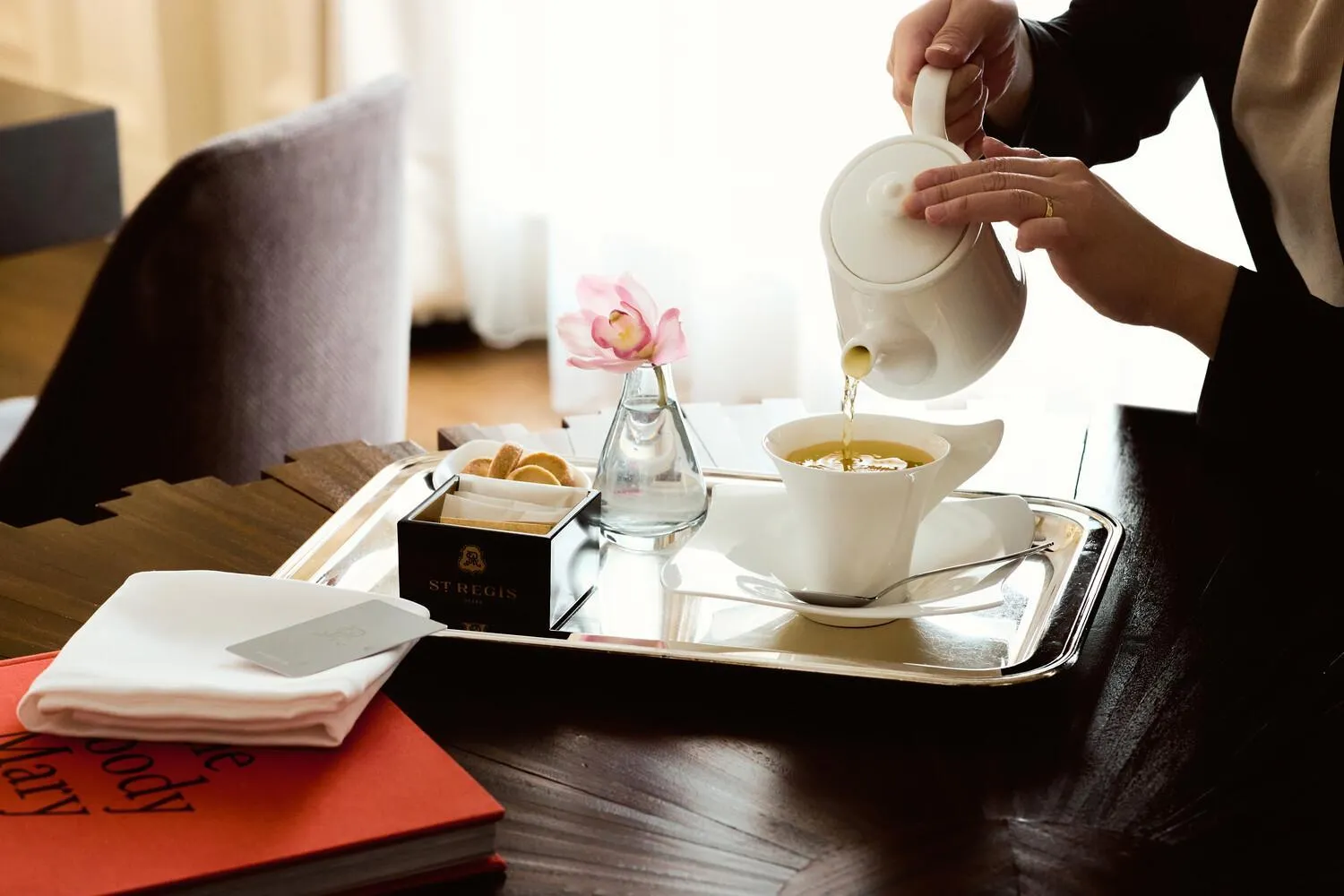 room service in The St. Regis Chengdu