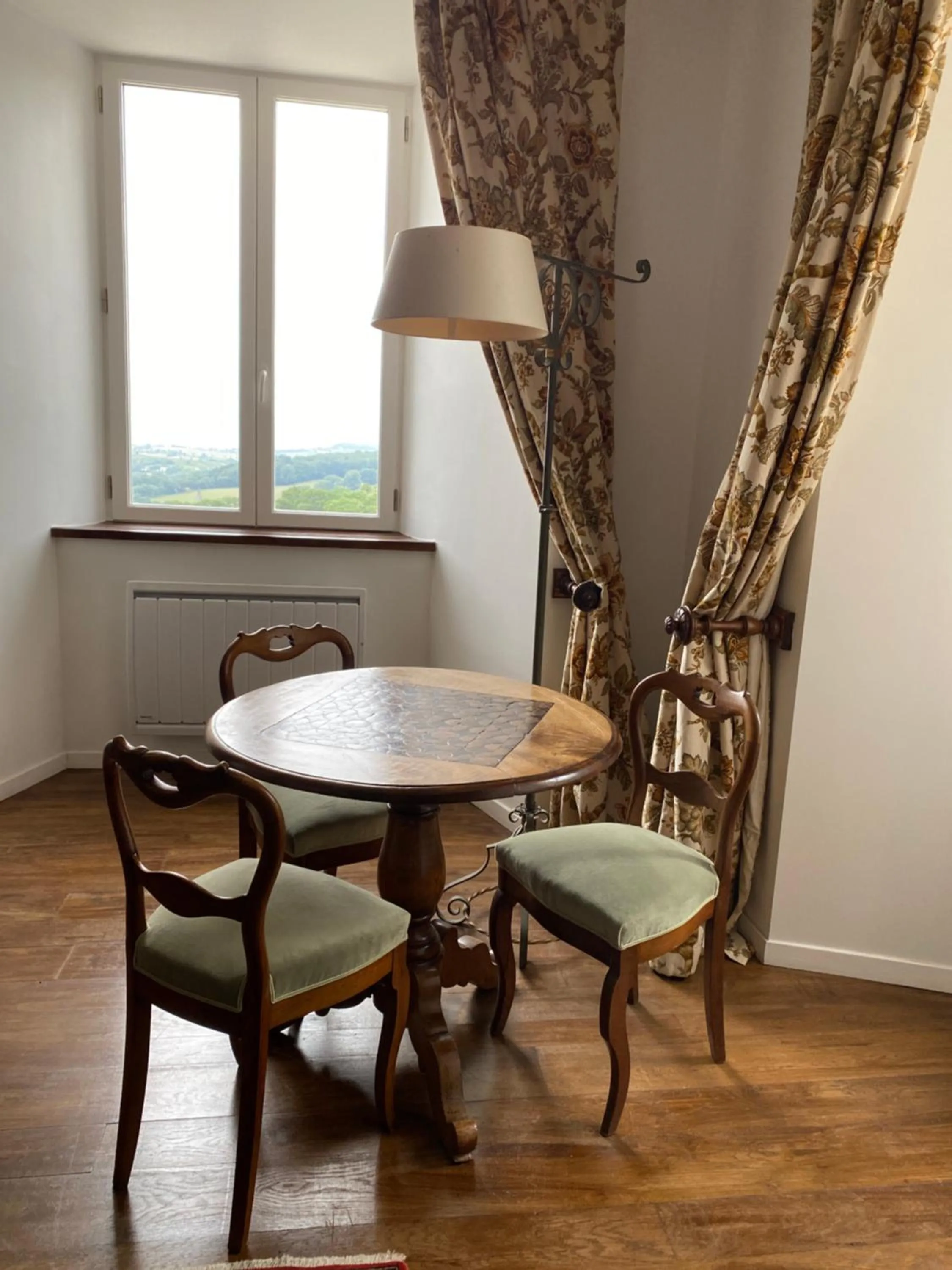 Dining area in Château du Puech