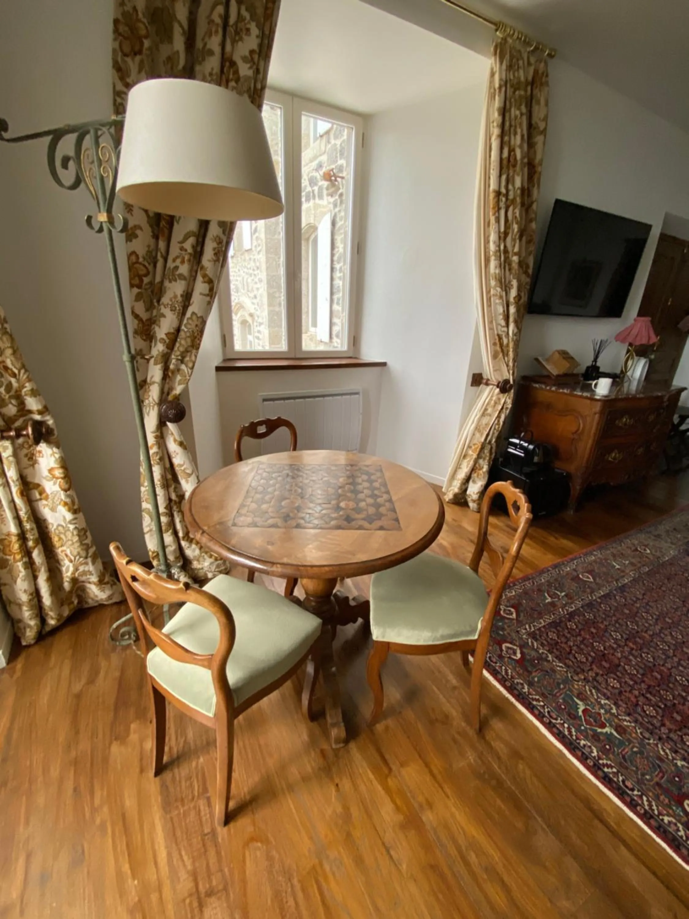 Dining area in Château du Puech