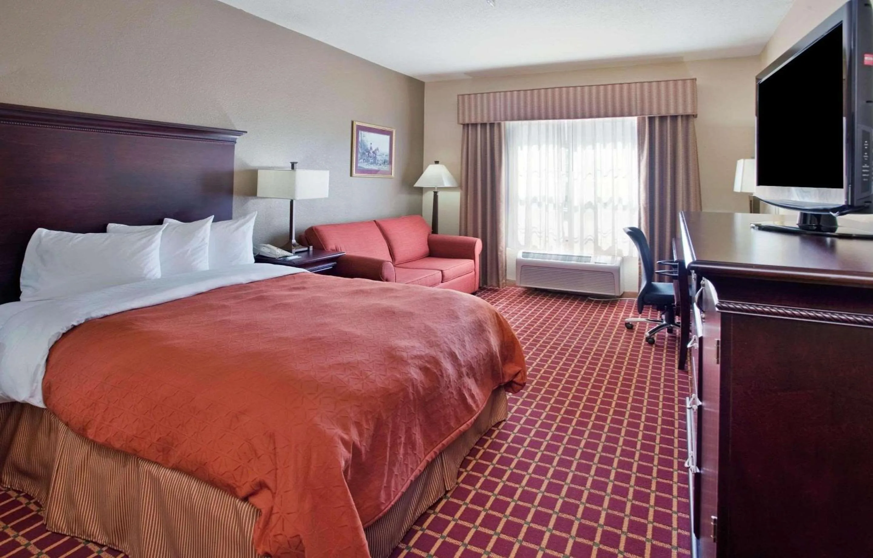 Bedroom in Country Inn & Suites by Radisson, Columbia, SC