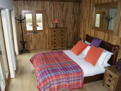 Bedroom, Bed in The Chilterns View