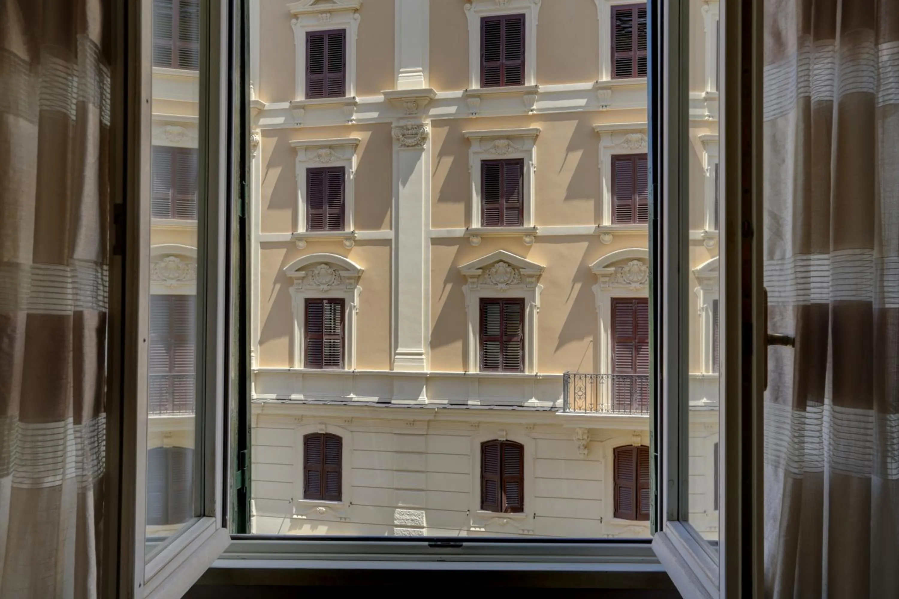 Colosseo Apt Mecenate 77 - Home and More