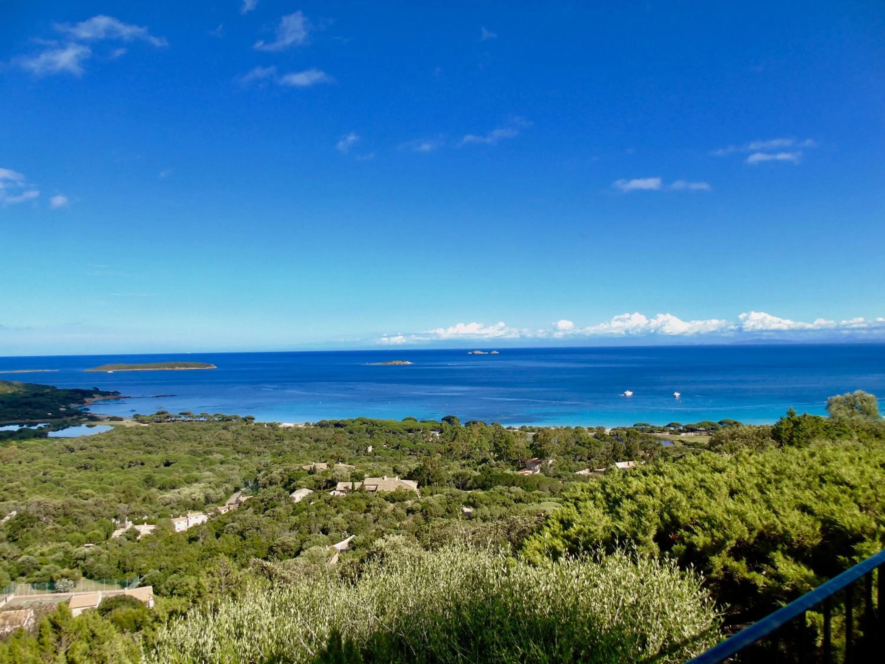 Natural landscape in Résidence Belvedere de Palombaggia