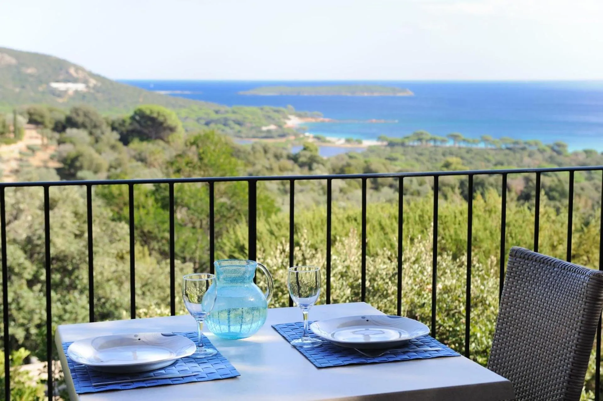 Patio in Résidence Belvedere de Palombaggia
