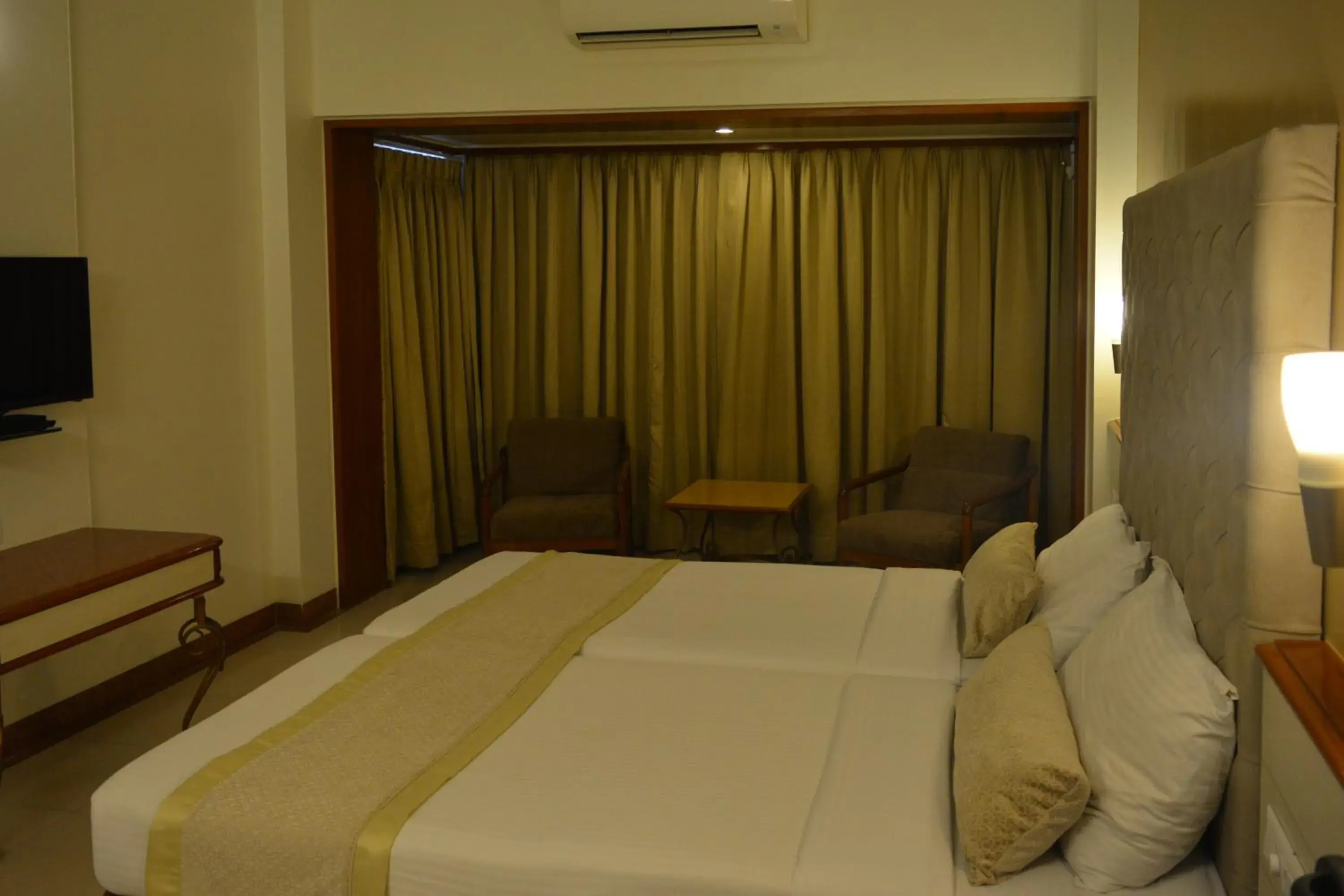 Bed in Hotel Shree Panchratna Pune Bed in Hotel Shree Panchratna Pune