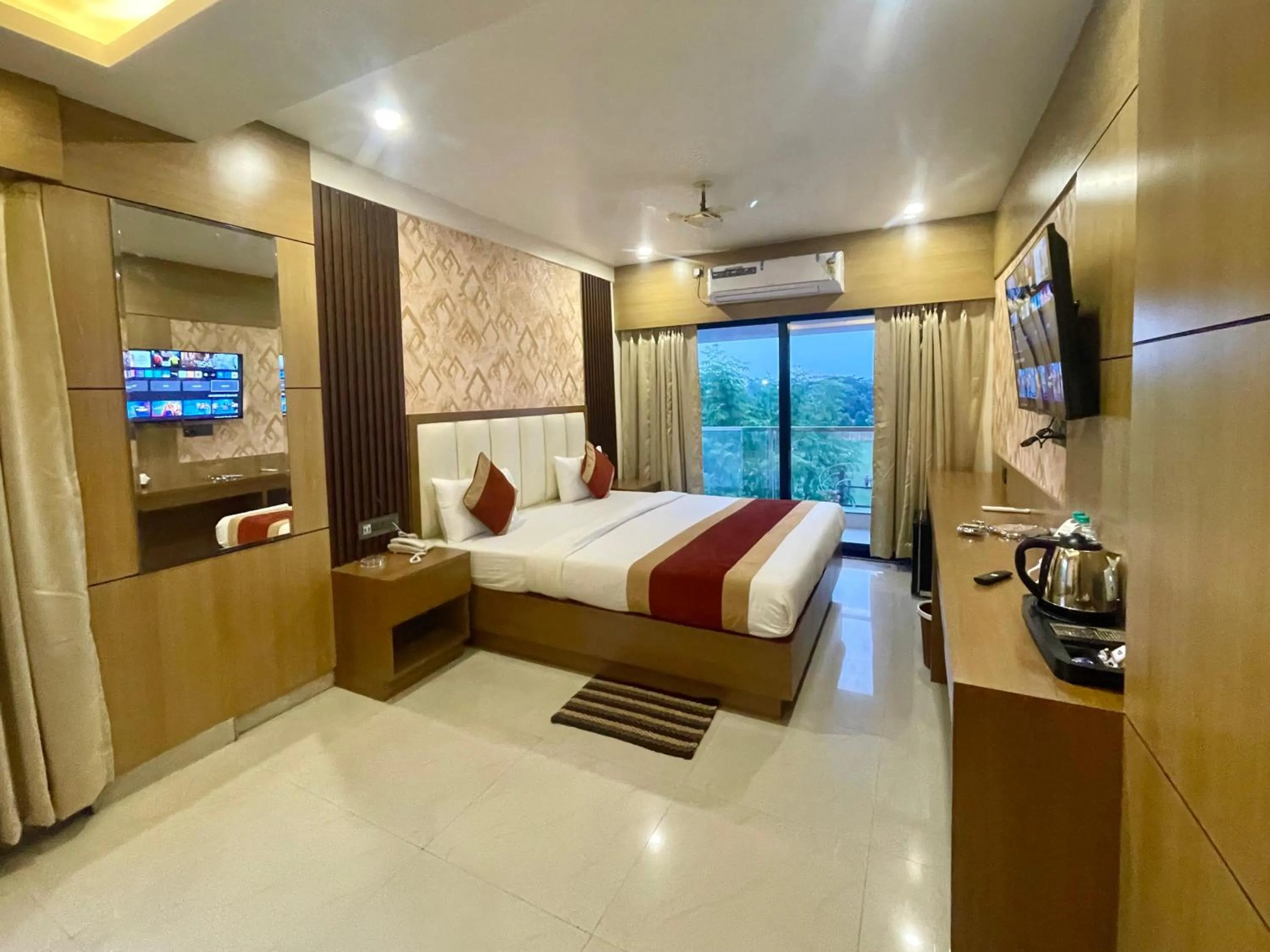 Bed in Hotel Royal Bengal