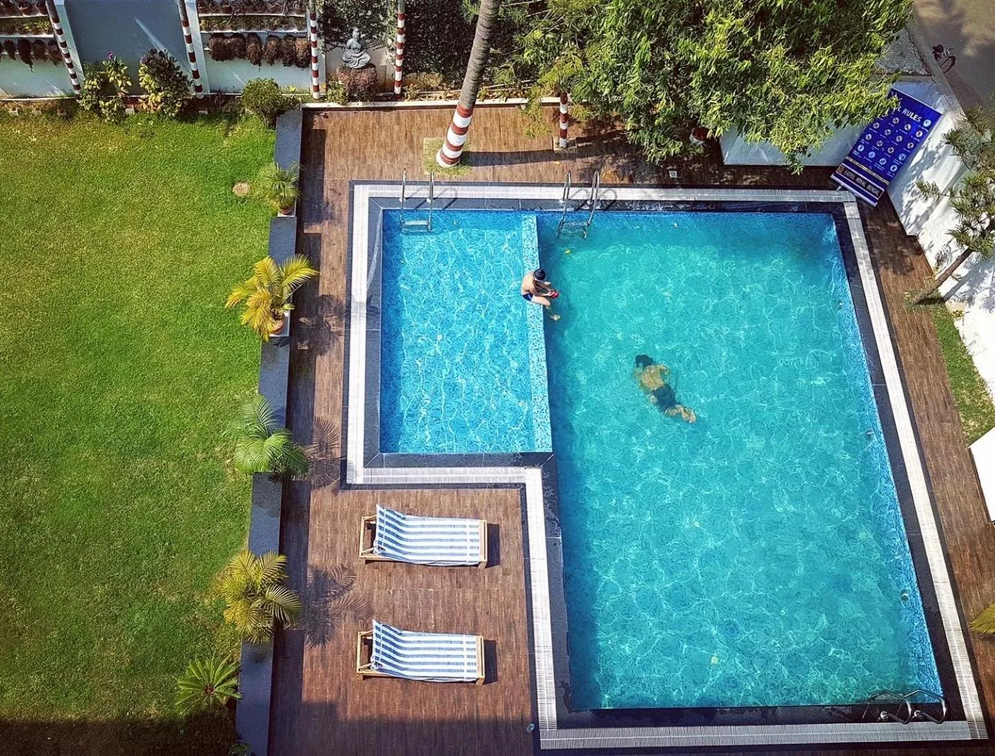 Day in Hotel Royal Bengal