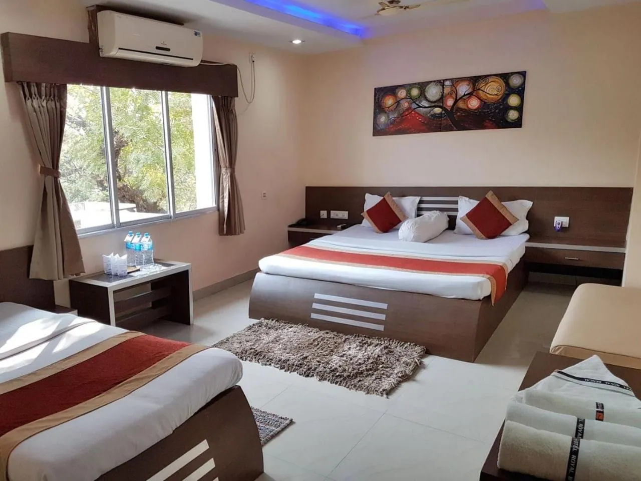 Bedroom in Hotel Royal Bengal