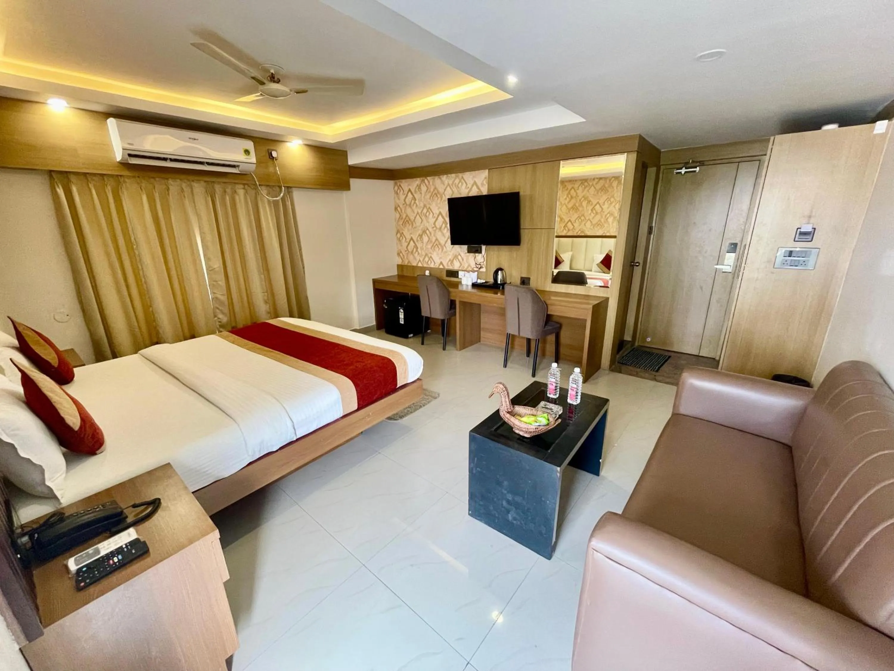 Bed in Hotel Royal Bengal