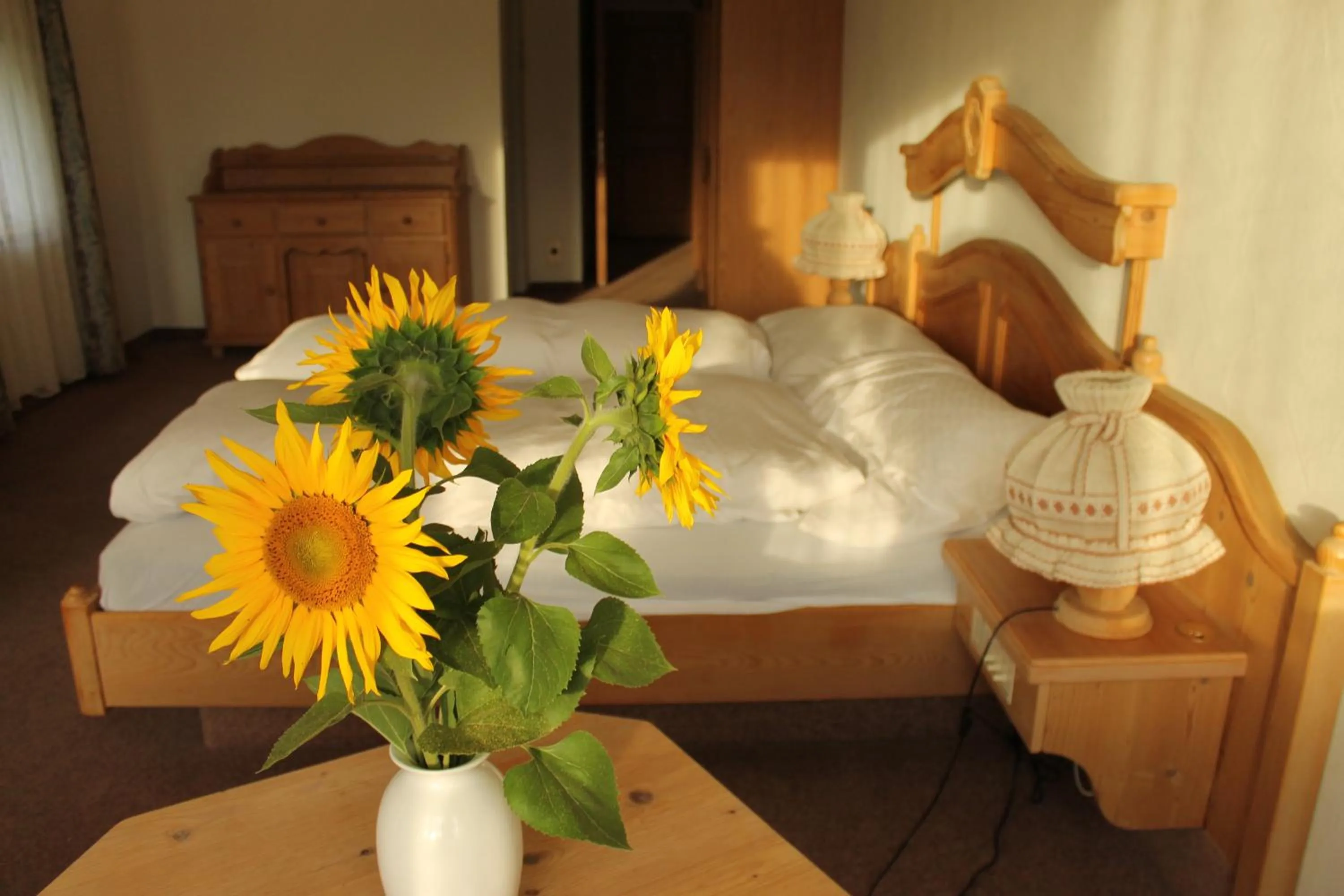 Bedroom, Bed in Gemeinschaftshaus im Oberdorf