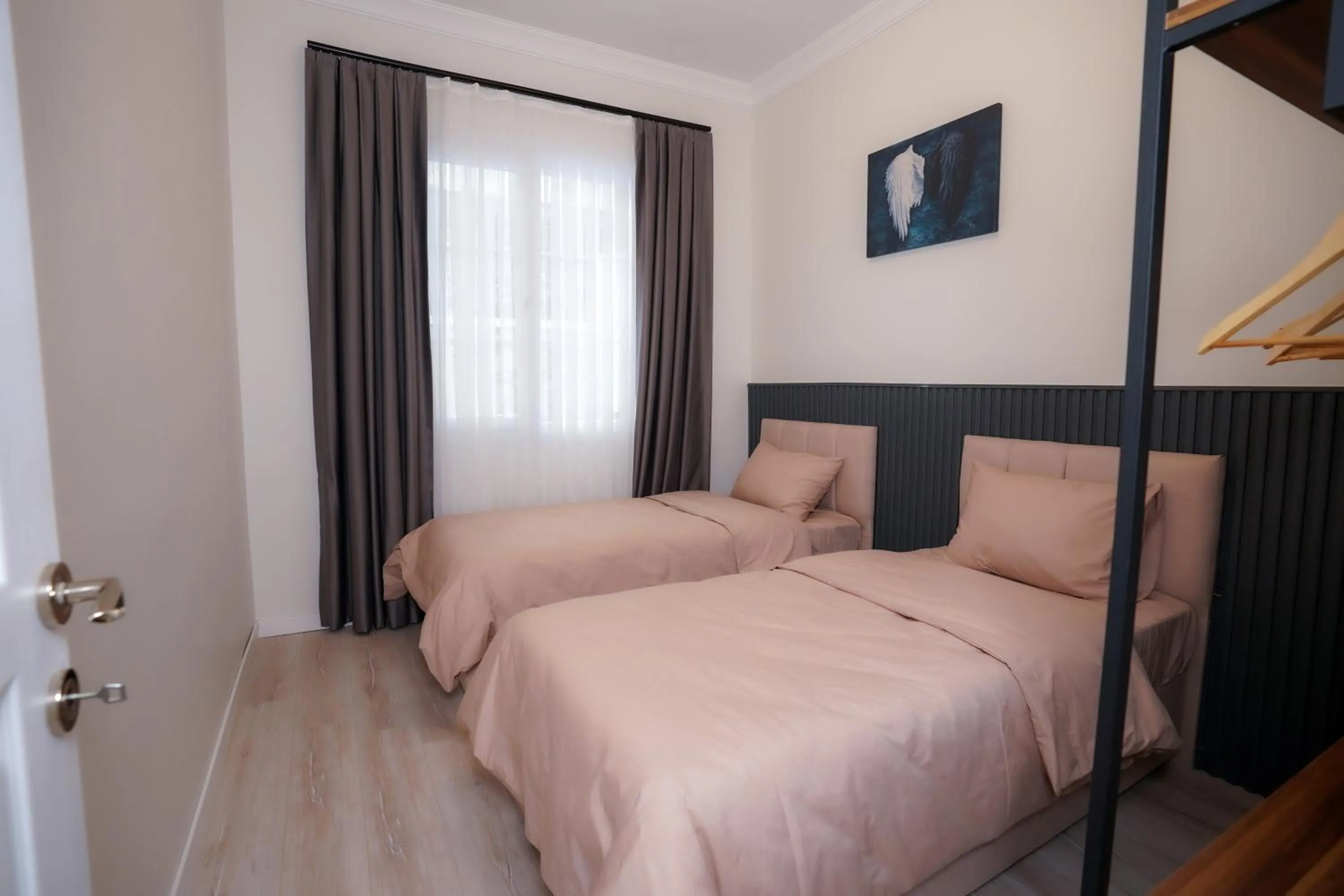 Bedroom, Bed in Merkuri apartments