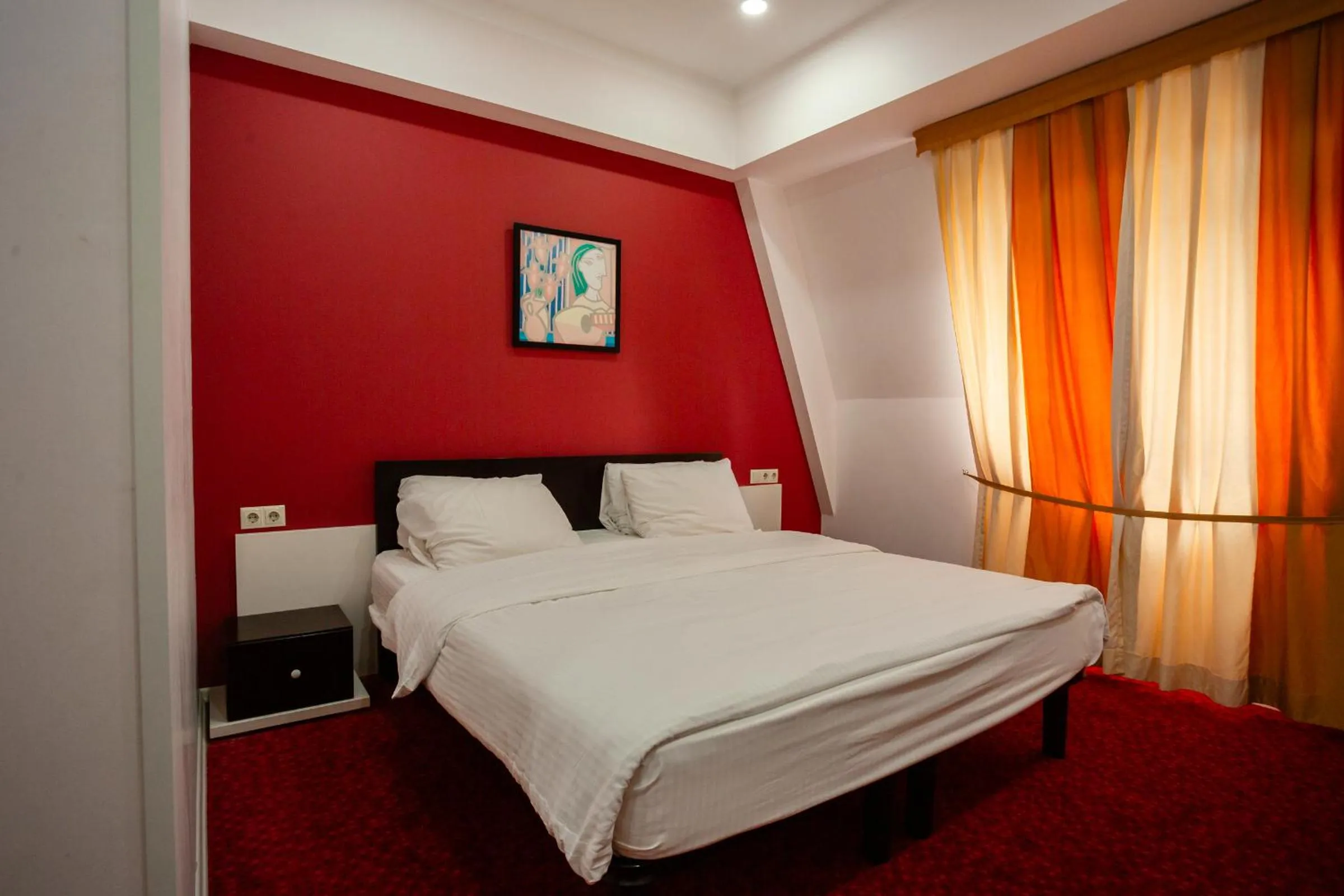 Bed in Piazza Four Colours